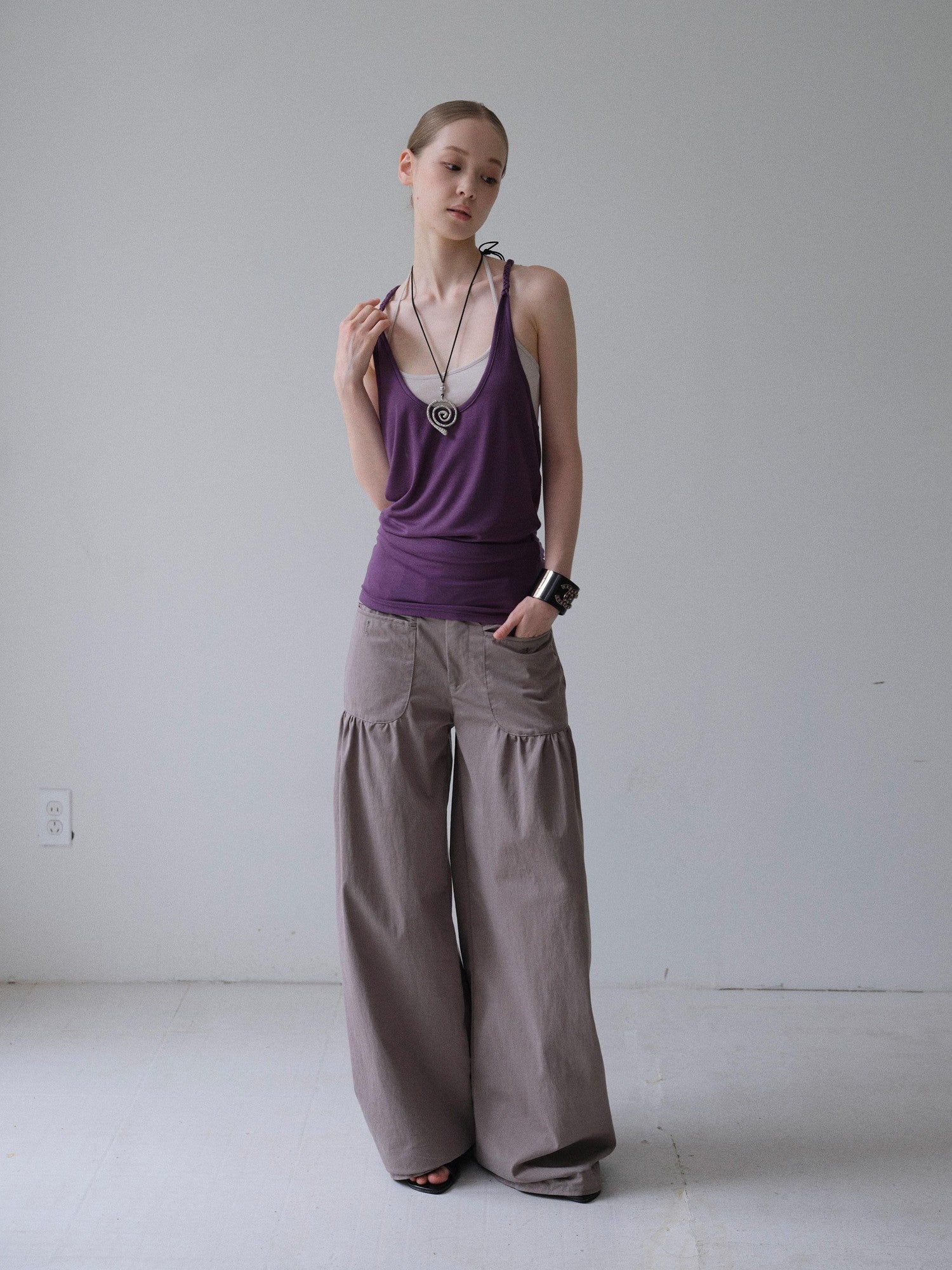 DKZ OFFICIAL Colorblock Offset Twist Knot Women&
