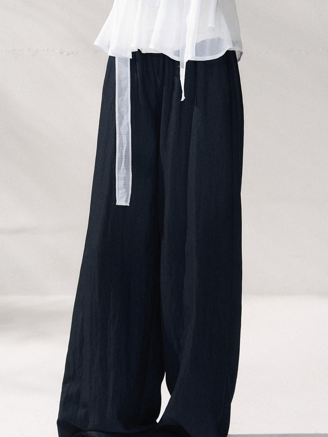 7Shiftin Nylon Cotton Blend Relaxed Natural Waist Women Solid Navy Wide Leg Pants