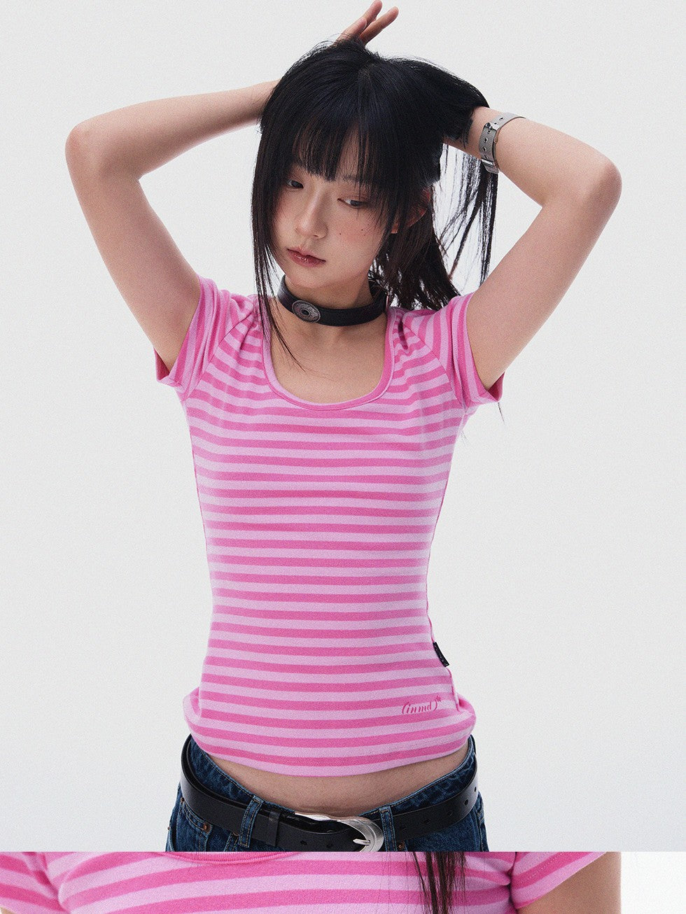innomoood Slim Fit Striped Print V-neck Women&