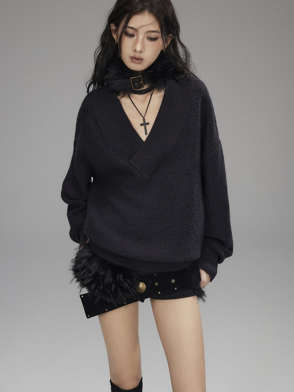 Low pixel Knitted Wool Blend Loose Street Style Women Two Piece Set Navy Mini Shorts