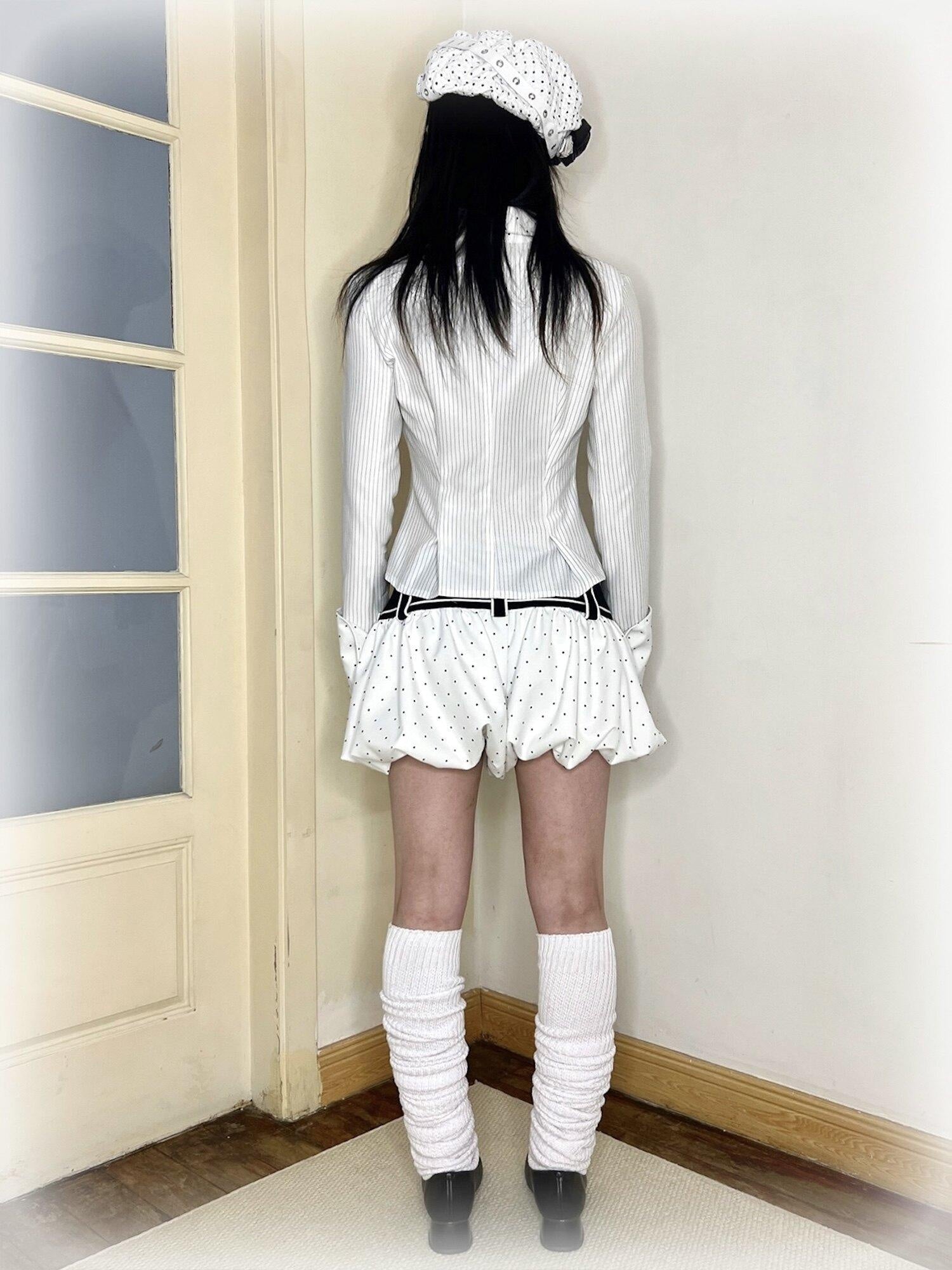 nit alcove Lined Pleated Low Rise Bubble Hem Relaxed Fit Casual White Woven Mini Shorts