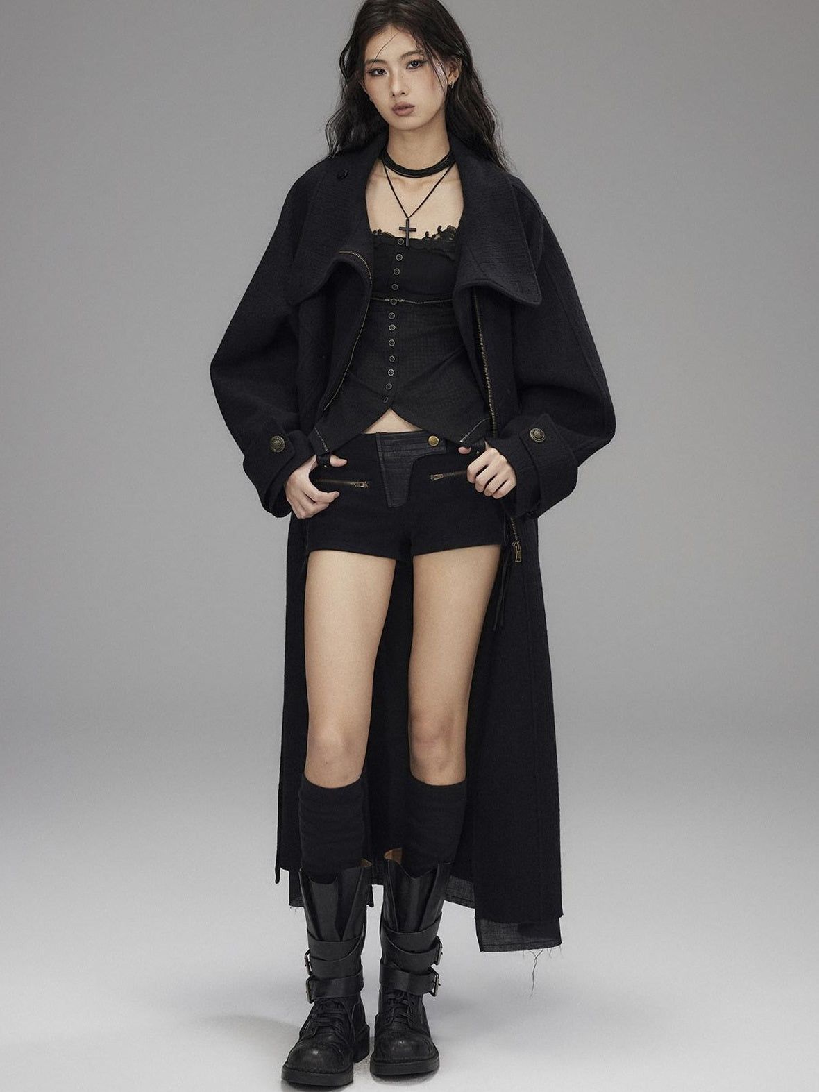 Low pixel Slim Fit Gothic V-neck Paneled Knit Black Womens Everyday Long Sleeve Crop Tops