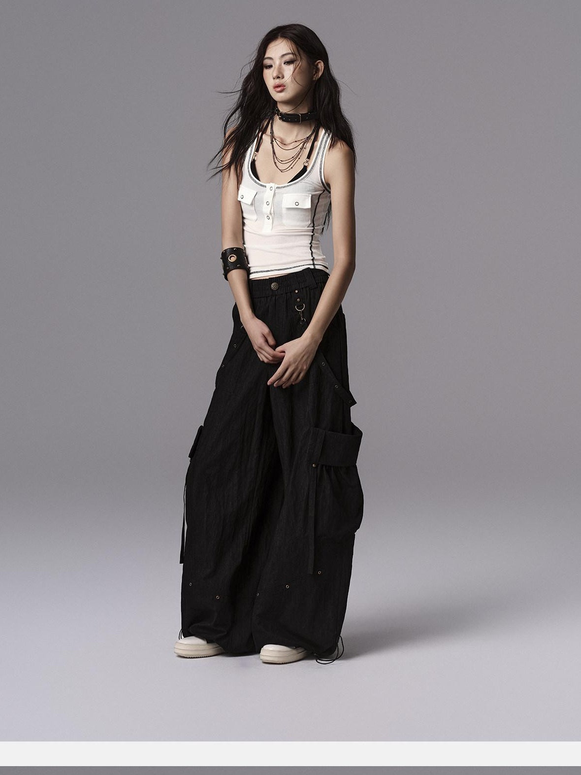 Low pixel Soft Lyocell Wool Blend Dark Gothic Slim Fit Women Classic Solid Tank Tops