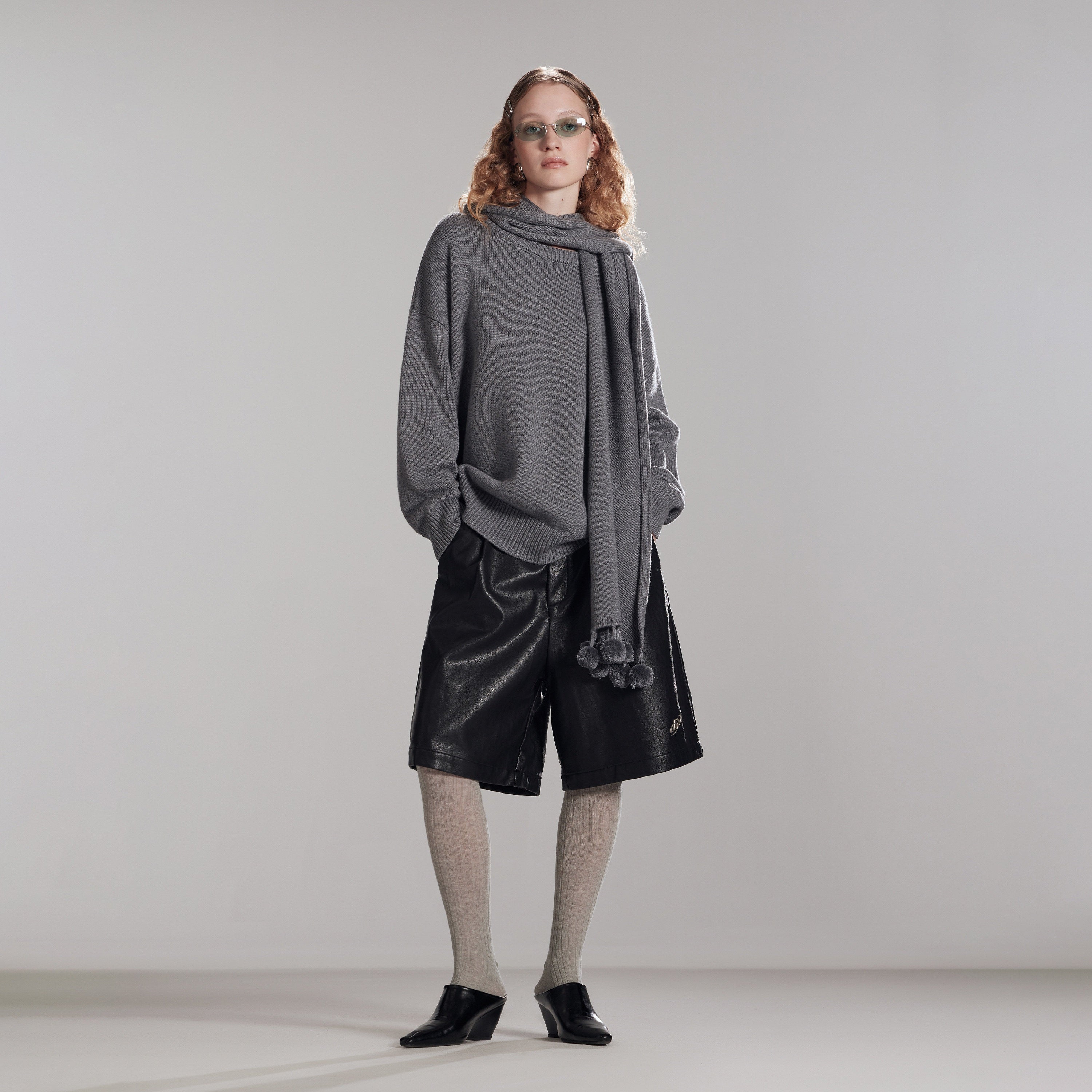 RUN_TO_THE_FUTURE_Thermal_Commuter_Loose_Unisex_Wool_Cashmere_Crewneck_Gray_Sweaters_MISSTT
