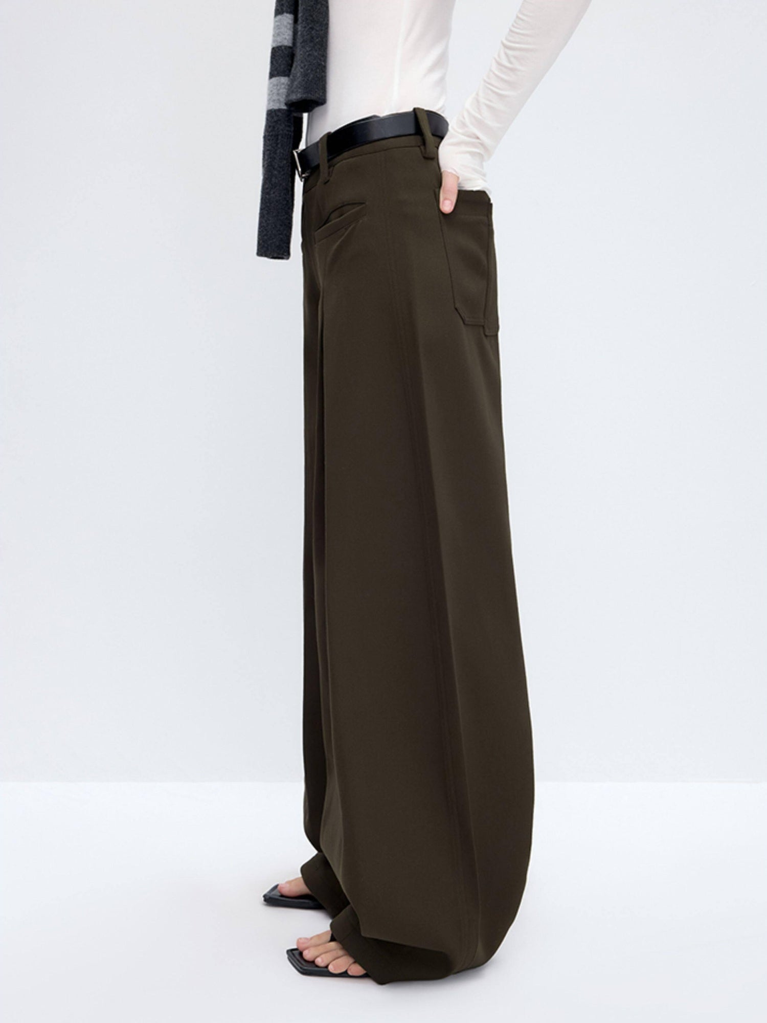 RUN TO THE FUTURE Pleated Low Waist Minimalist Loose Fit Women Vintage Green Wide-Leg Pants