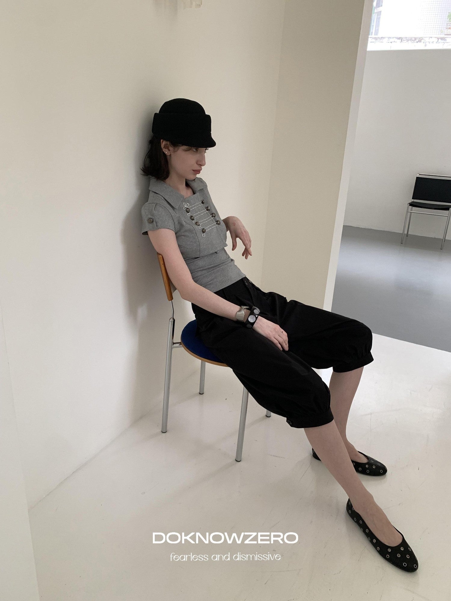 DKZ OFFICIAL Grey Double Breasted Cropped Collared Women&