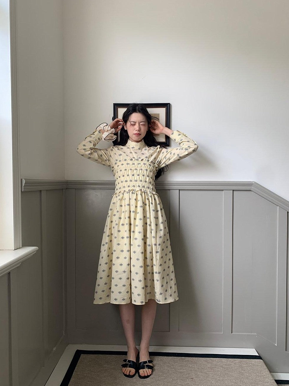 Dorydory Beige Chinese Floral Stand Collar Tie Waist Women&