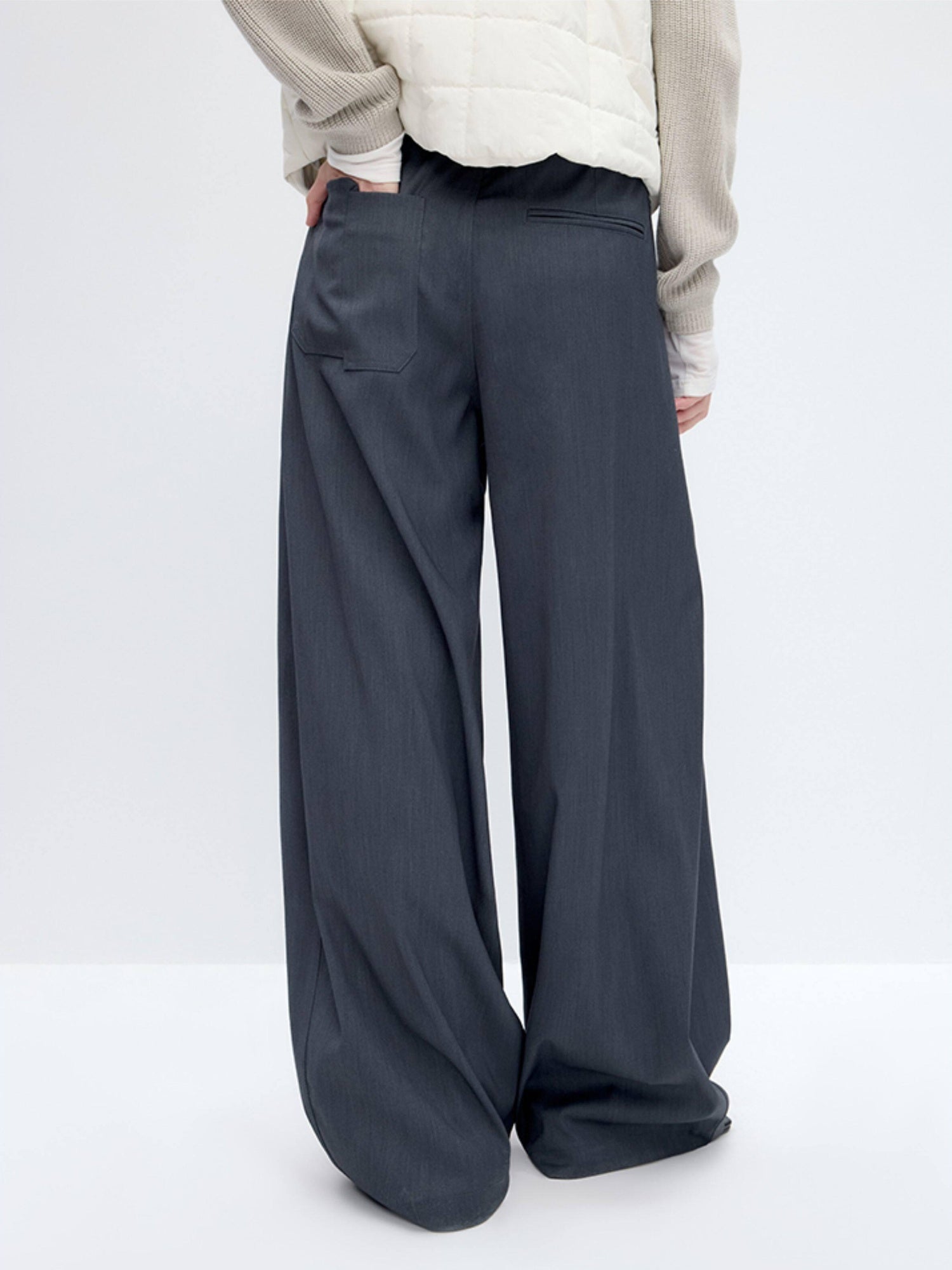 RUN TO THE FUTURE Pleated Low Waist Minimalist Loose Fit Women Vintage Green Wide-Leg Pants