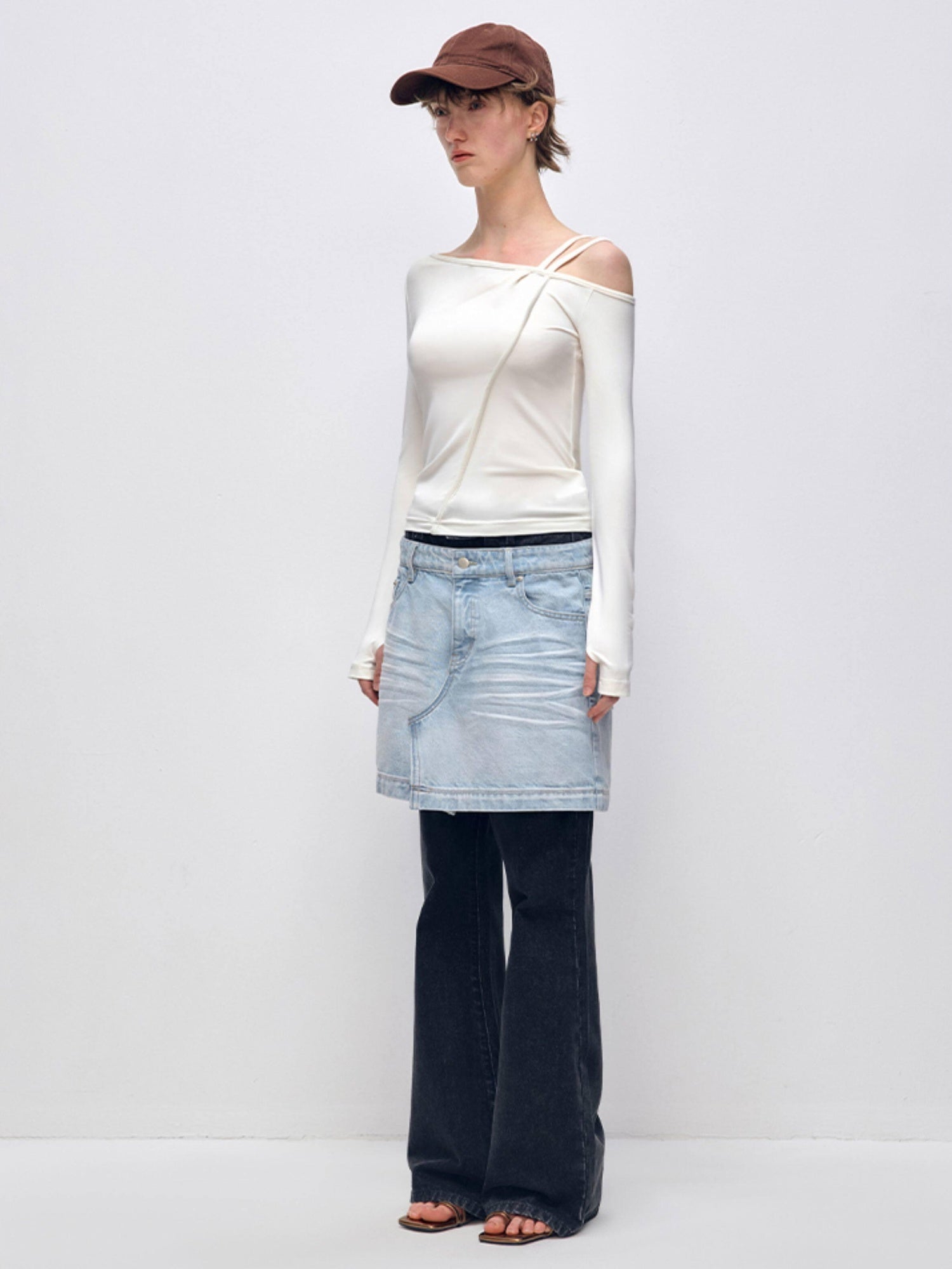 RUN TO THE FUTURE Quick Dry Modal Slim Asymmetric Neckline Cream Cropped Long Sleeve T-Shirts