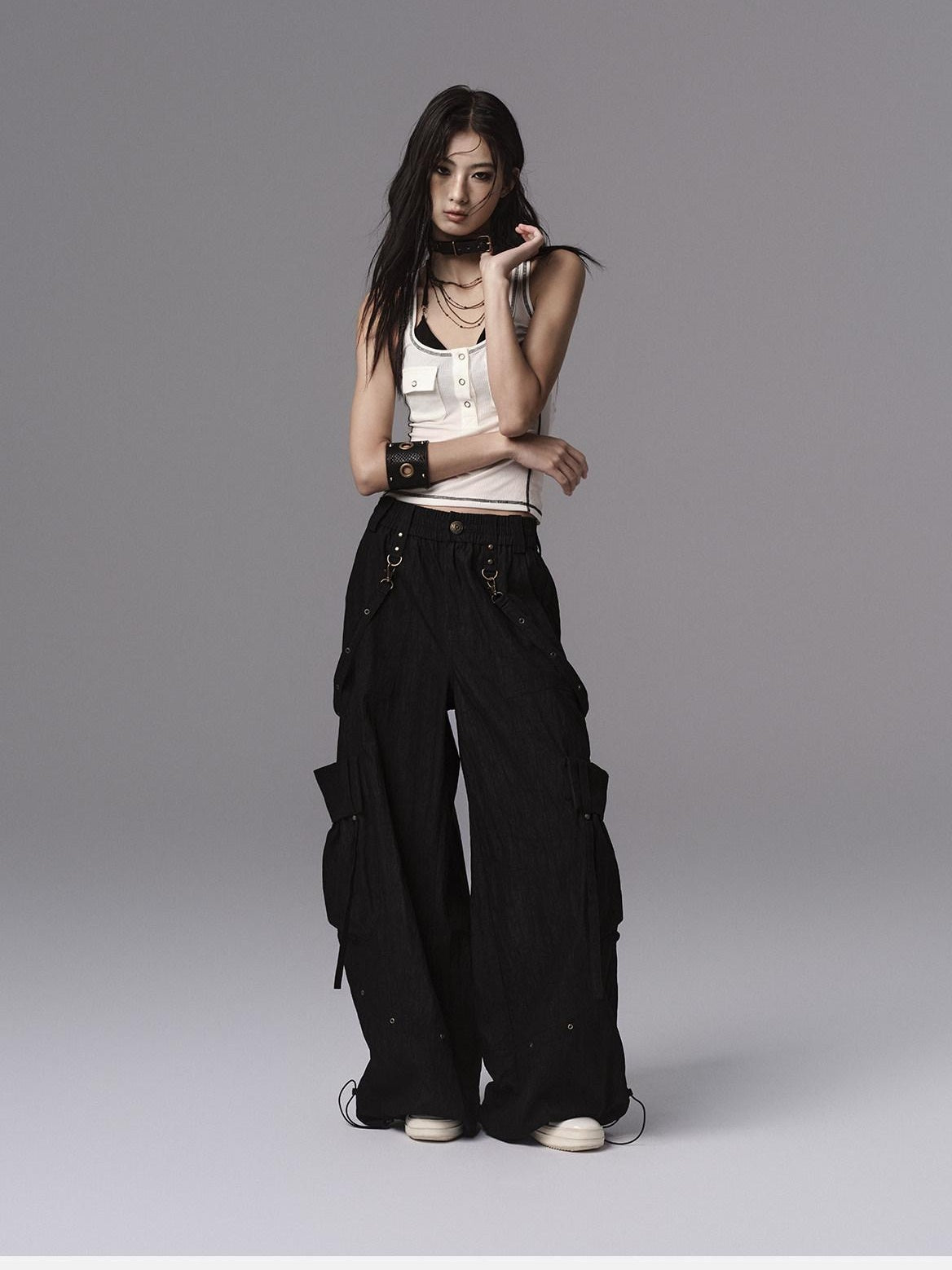 Low pixel Soft Lyocell Wool Blend Dark Gothic Slim Fit Women Classic Solid Tank Tops