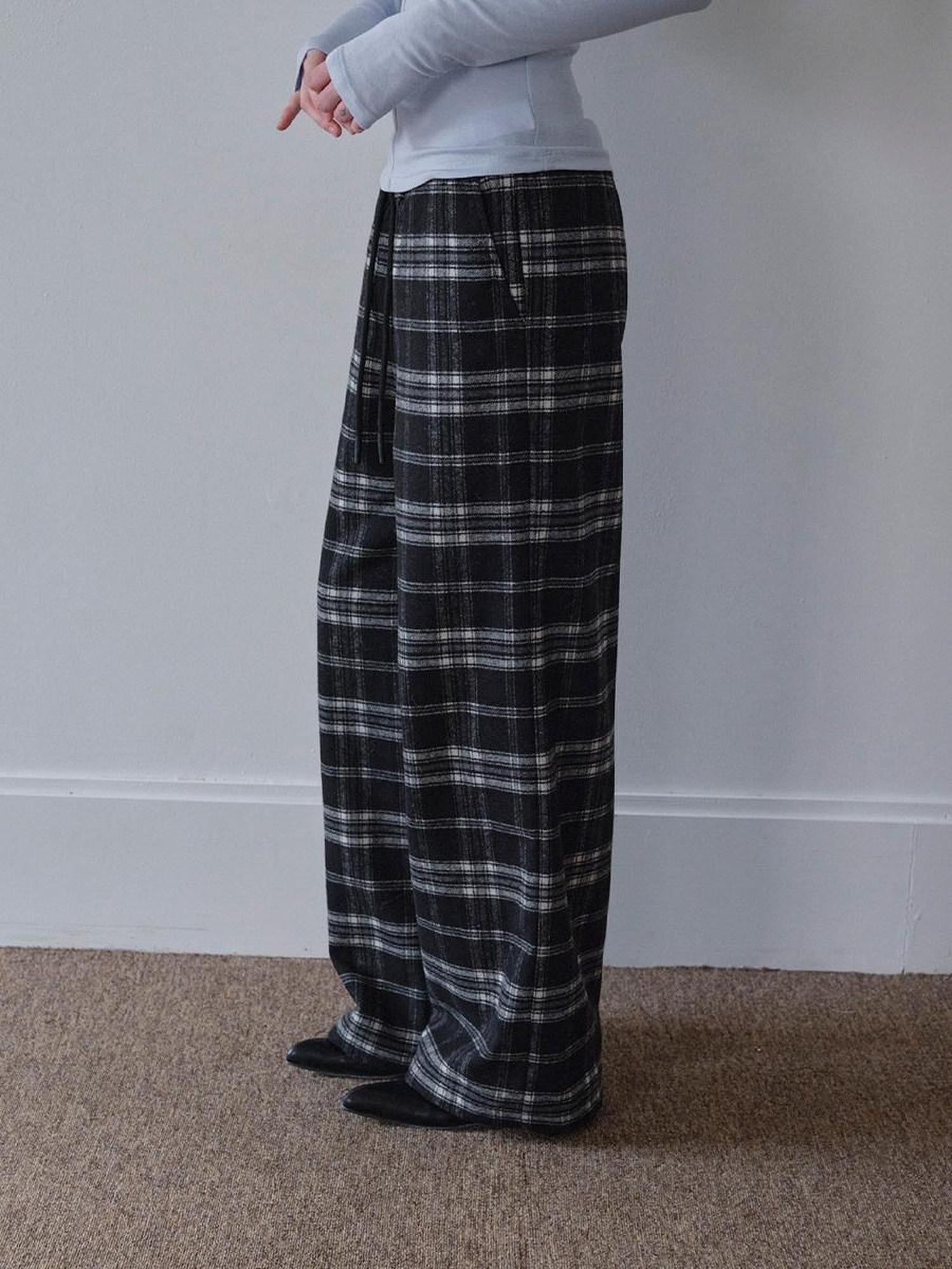 DKZ OFFICIAL Black Plaid Pockets Women&