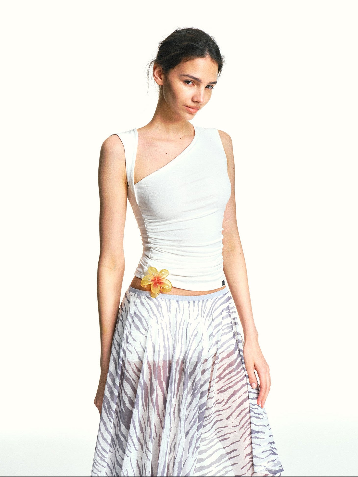 kvkv White Asymmetric Square Neck Ruched Slim Women&