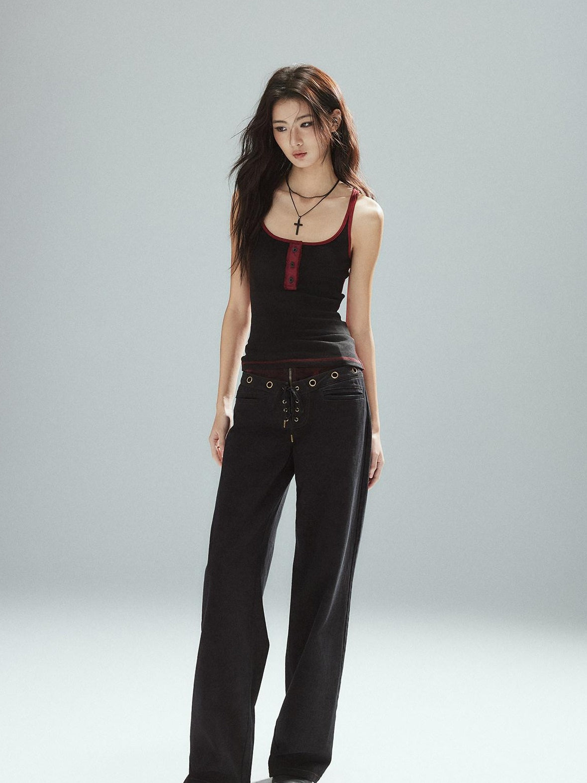 Low pixel Soft Cotton Blend Square Neck Slim Fit Street Style Young Women Daily Tank Tops