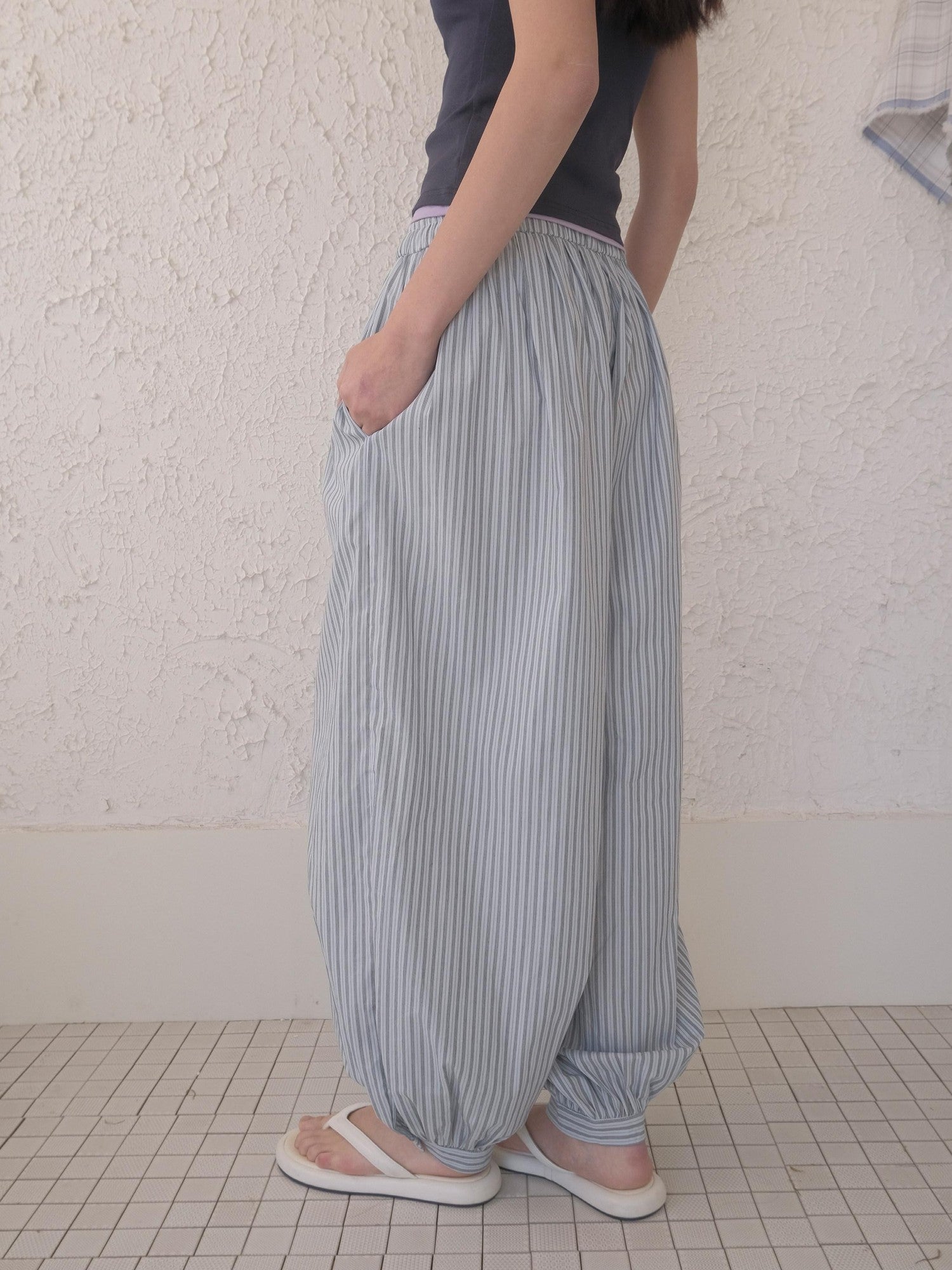 DKZ OFFICIAL Blue White Striped Relaxed Tapered Women&