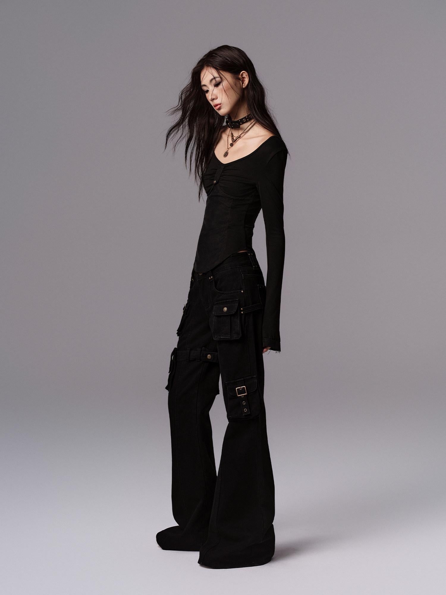 Low pixel Dark Gothic Flared Mid Rise Pocketed Cotton Zip Fly Women Black Cargo Pants
