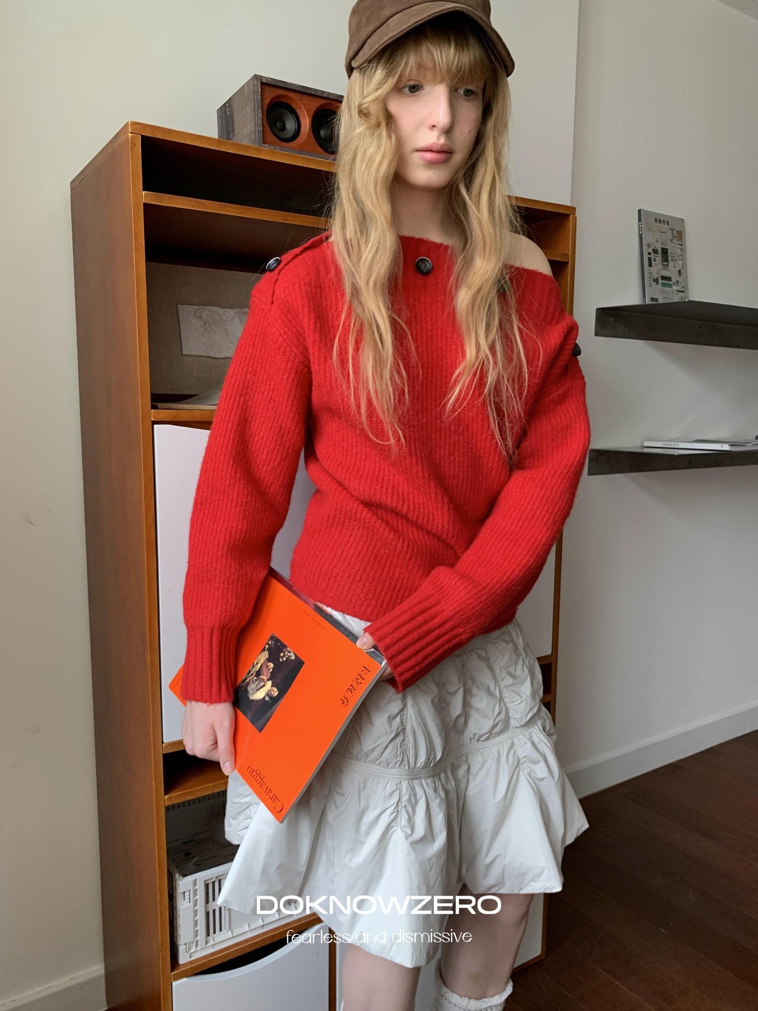 DKZ OFFICIAL Relaxed Button One Shoulder Women&