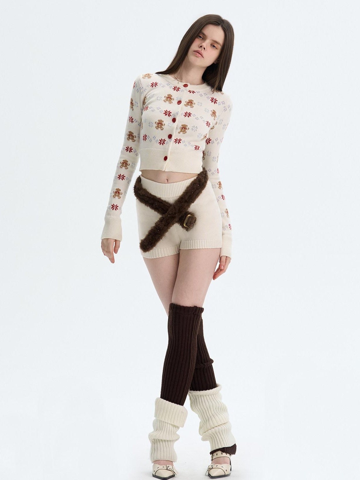 The NeverMore Cashmere Blend Bear Jacquard Cute Slim Cropped Crewneck Knitwear Cardigans