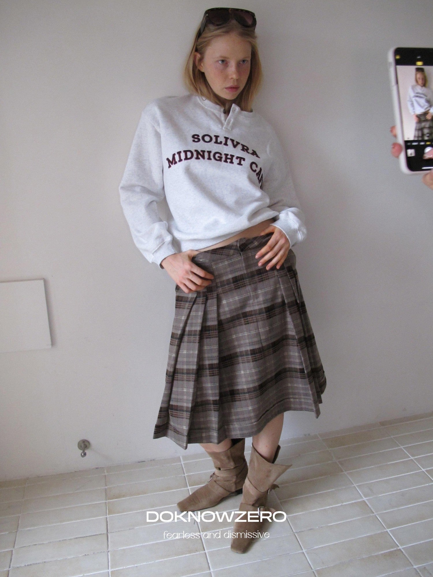 DKZ OFFICIAL Embroidered Letter Print Flocked Loose Women&