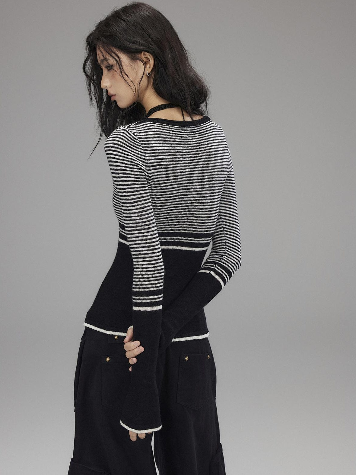 Low pixel Soft Acrylic Slim V-neck Striped Casual Women Everyday Long Sleeve T-Shirts