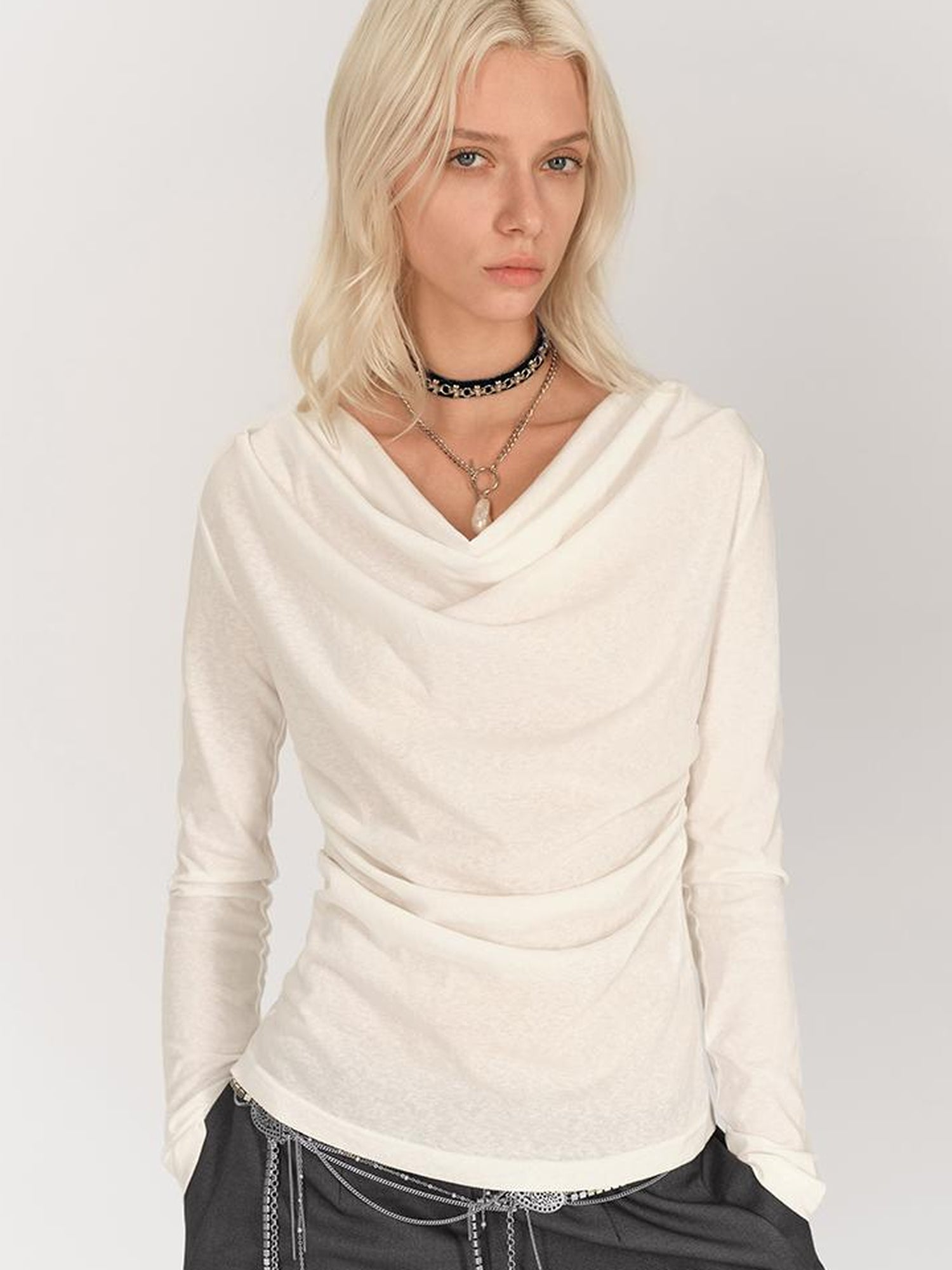 AFTADAWN Asymmetric Draped Back Chain Detail Tunic Top