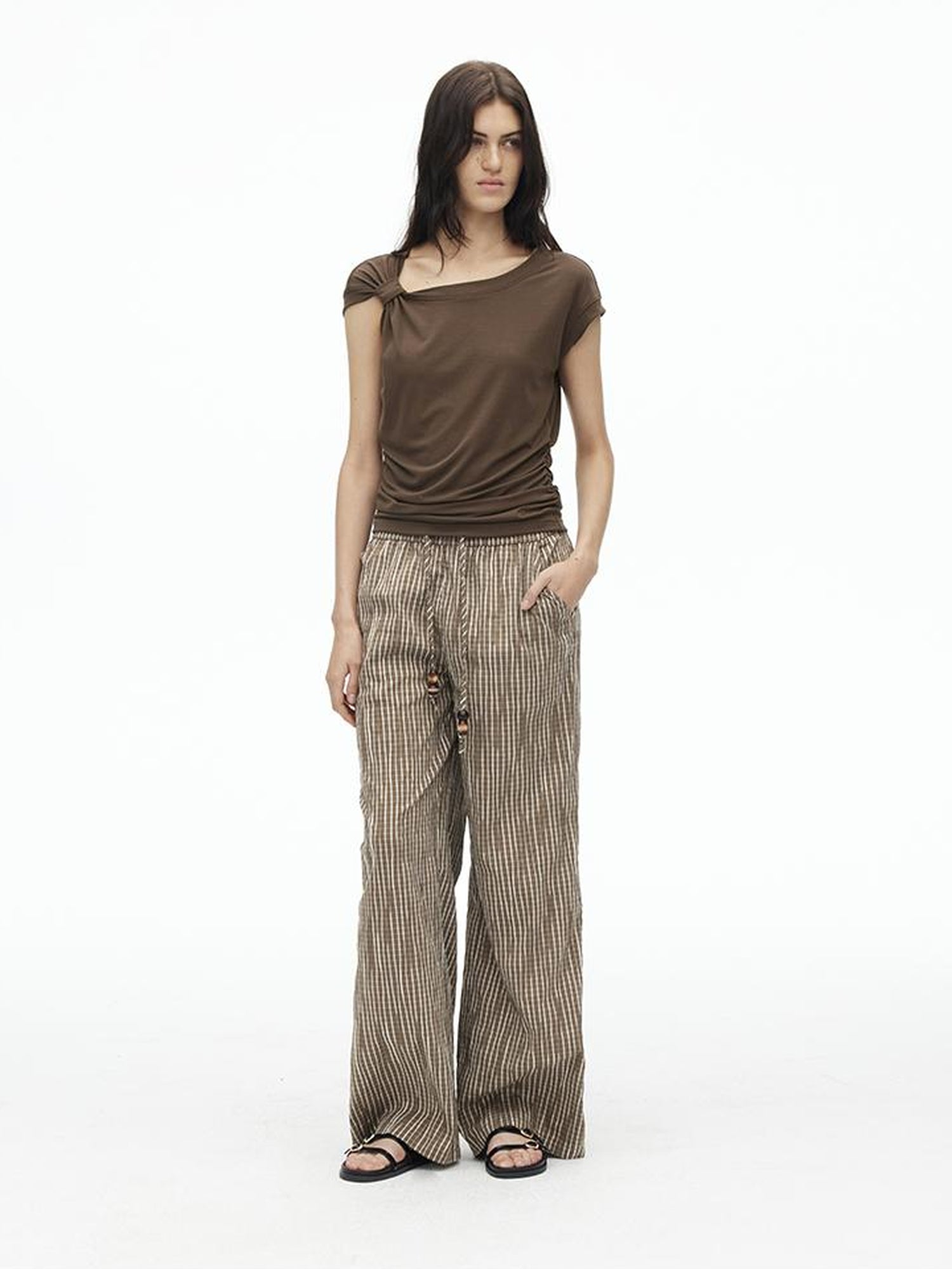 AFTADAWN Asymmetric Knot Shoulder Lyocell Slim Tee