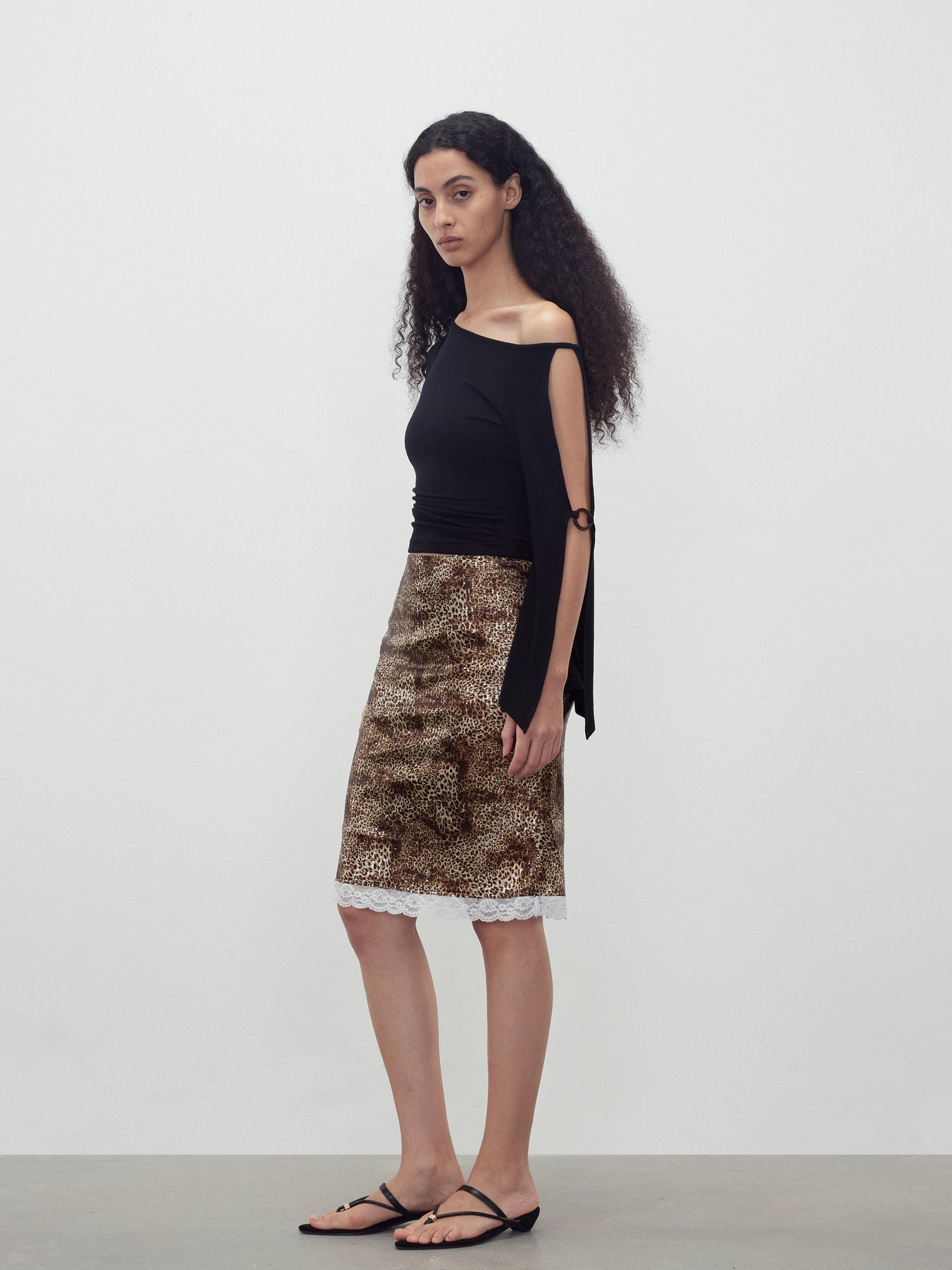 AFTADAWN Asymmetric Off Shoulder Merino Wool Top With Wood Ring Sleeve Detail