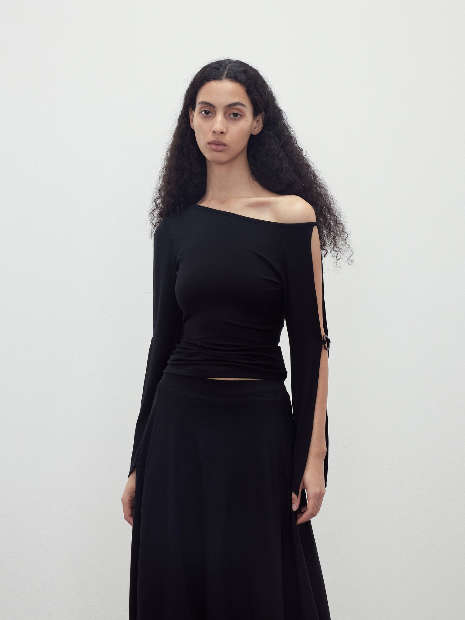 AFTADAWN Asymmetric Off Shoulder Merino Wool Top With Wood Ring Sleeve Detail