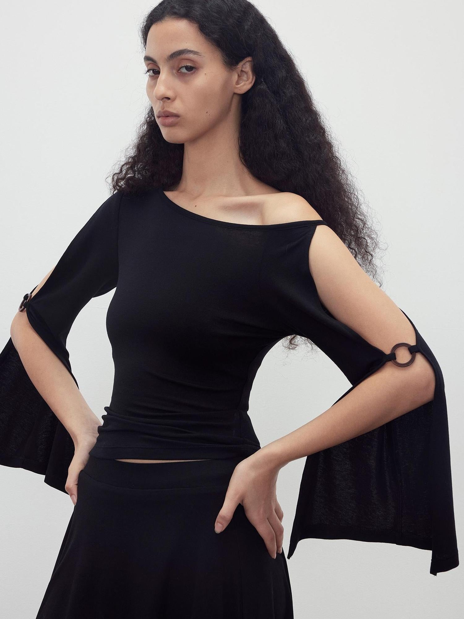AFTADAWN Asymmetric Off Shoulder Merino Wool Top With Wood Ring Sleeve Detail