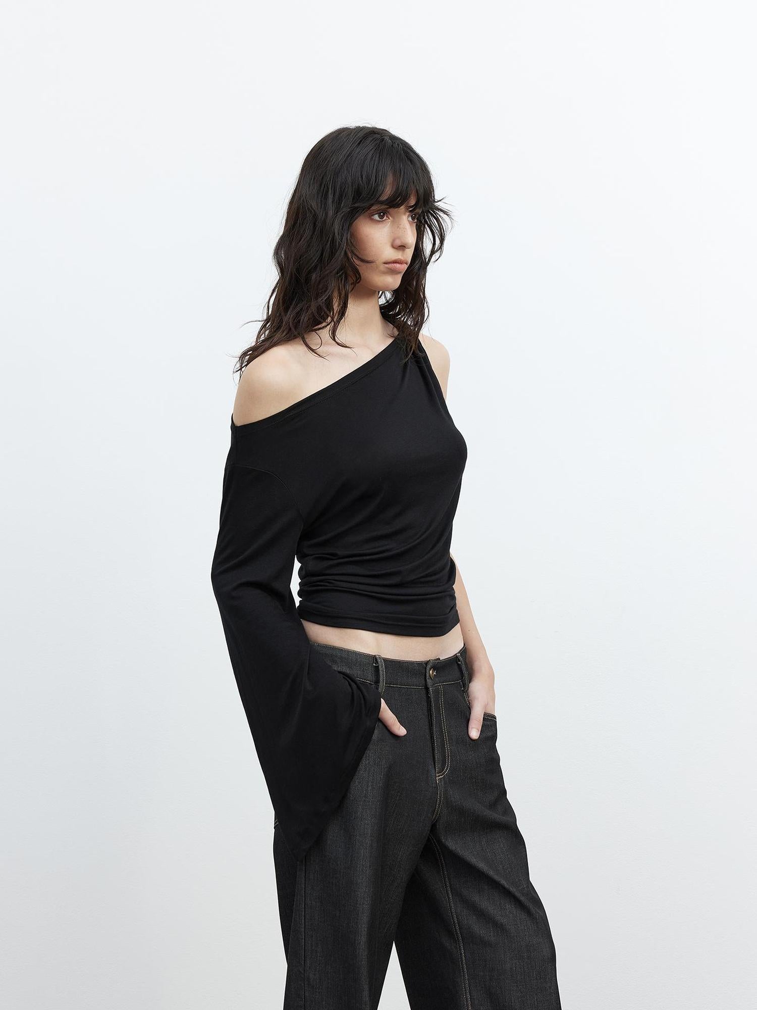 AFTADAWN Asymmetric One Shoulder Merino Wool Fitted Top