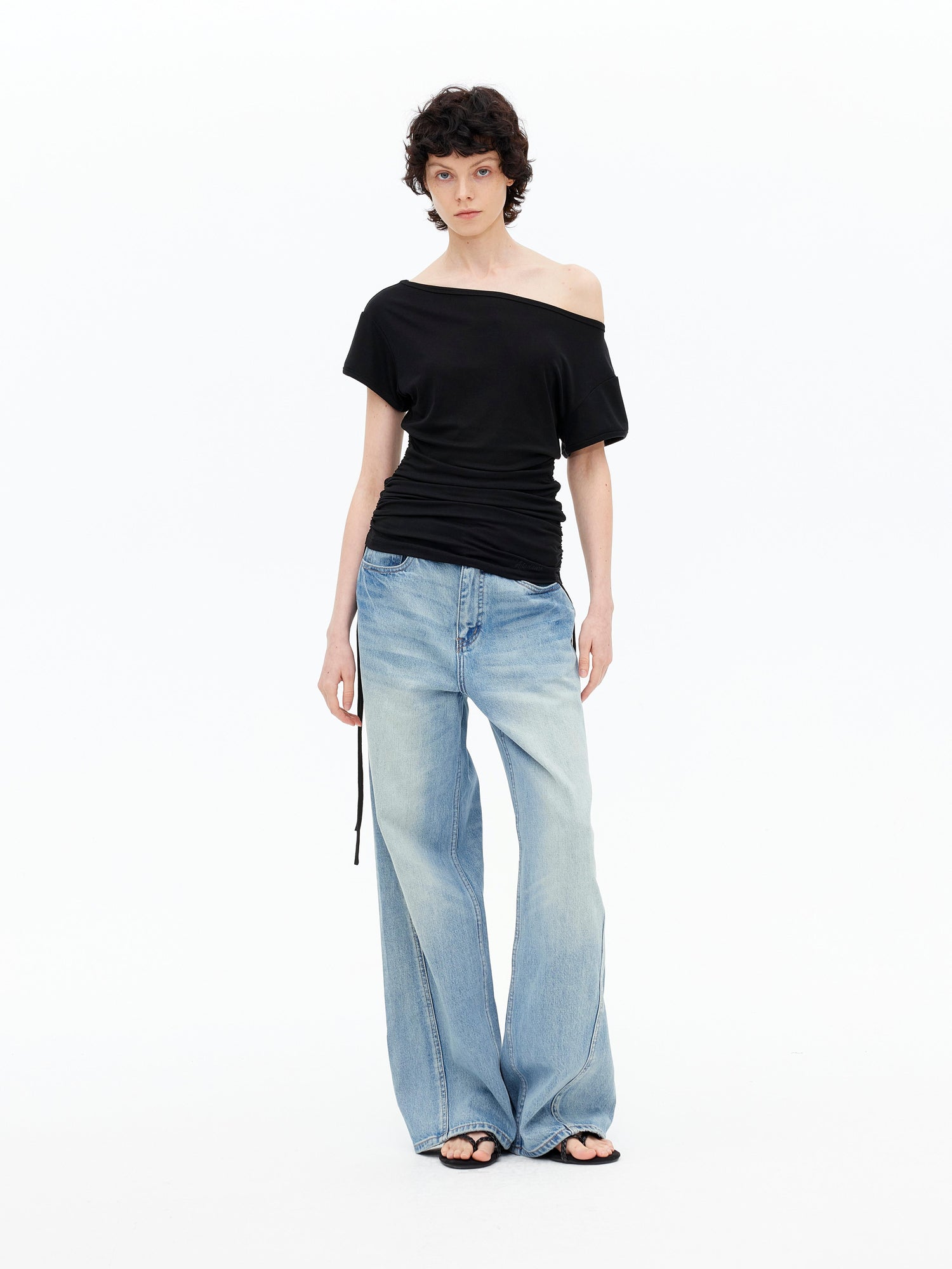 AFTADAWN Asymmetric Shoulder Lyocell Top Black White