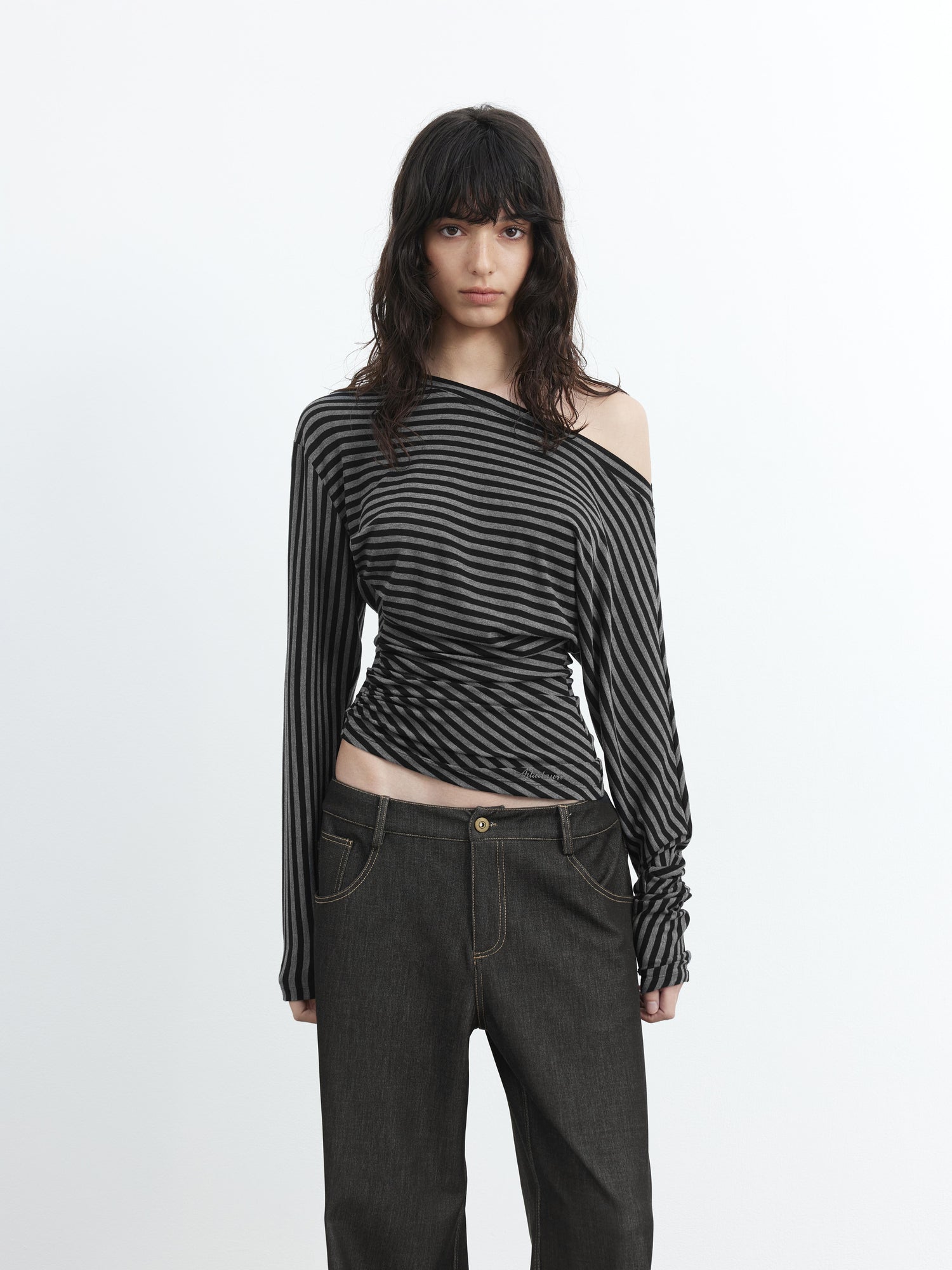AFTADAWN Asymmetric Shoulder Striped Lyocell Top