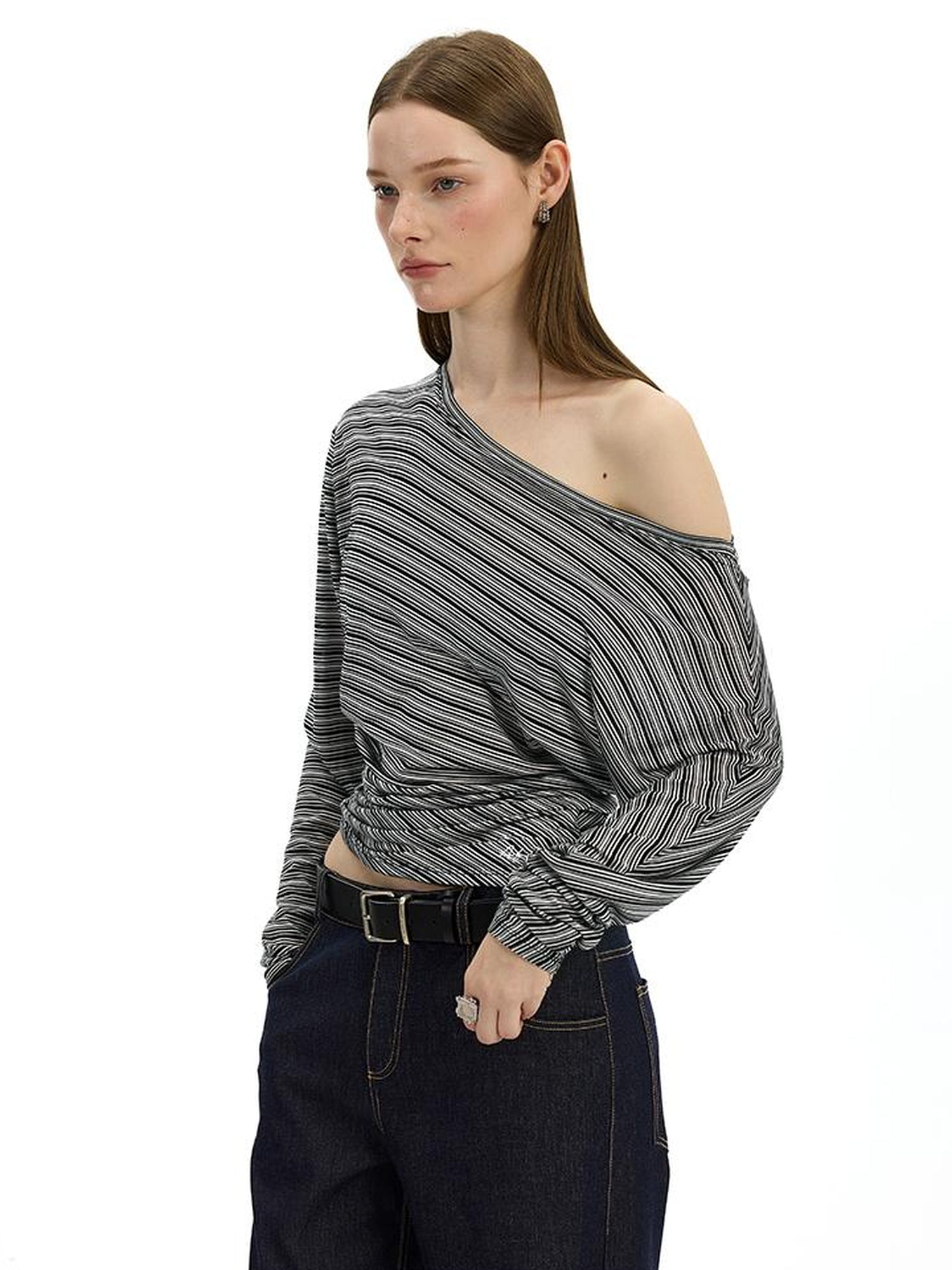 AFTADAWN Asymmetric Shoulder Striped Tee With Waist Draping