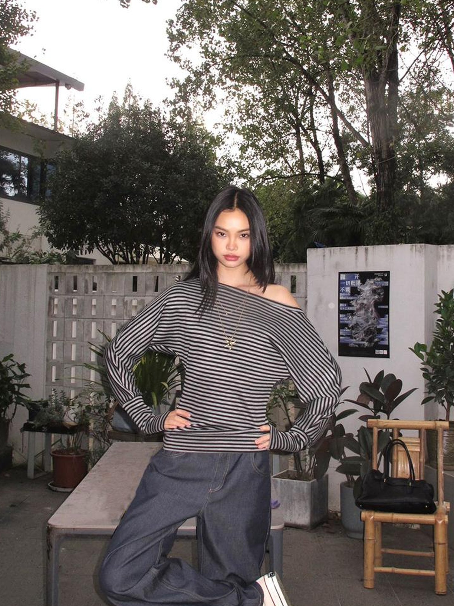 AFTADAWN Asymmetric Shoulder Striped Top With Pleated Detail