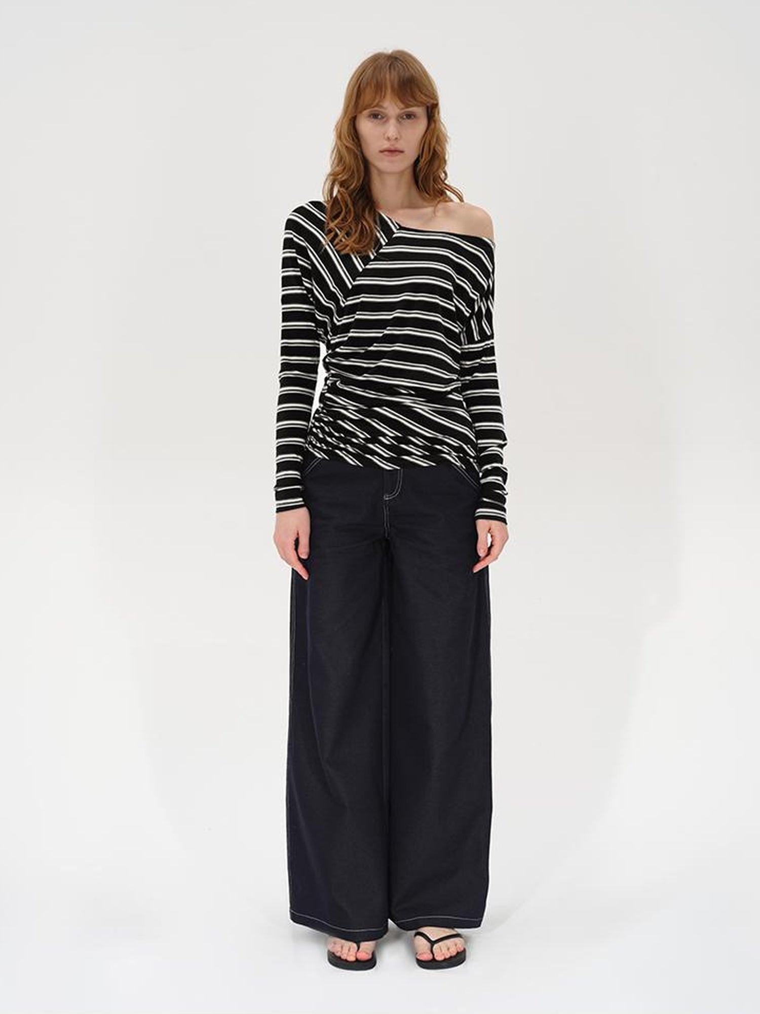 AFTADAWN Asymmetric Slash Neck Stripe Long Sleeve T-shirt