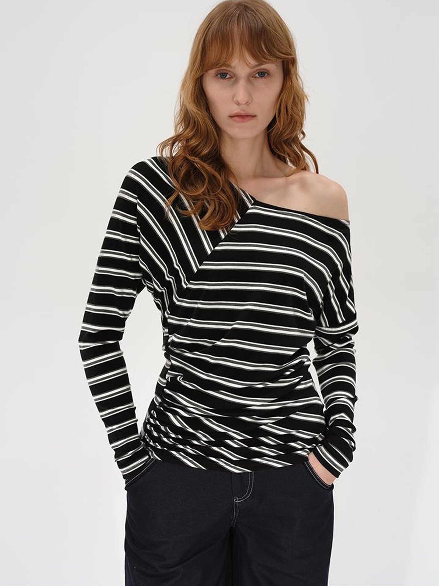 AFTADAWN Asymmetric Slash Neck Stripe Long Sleeve T-shirt