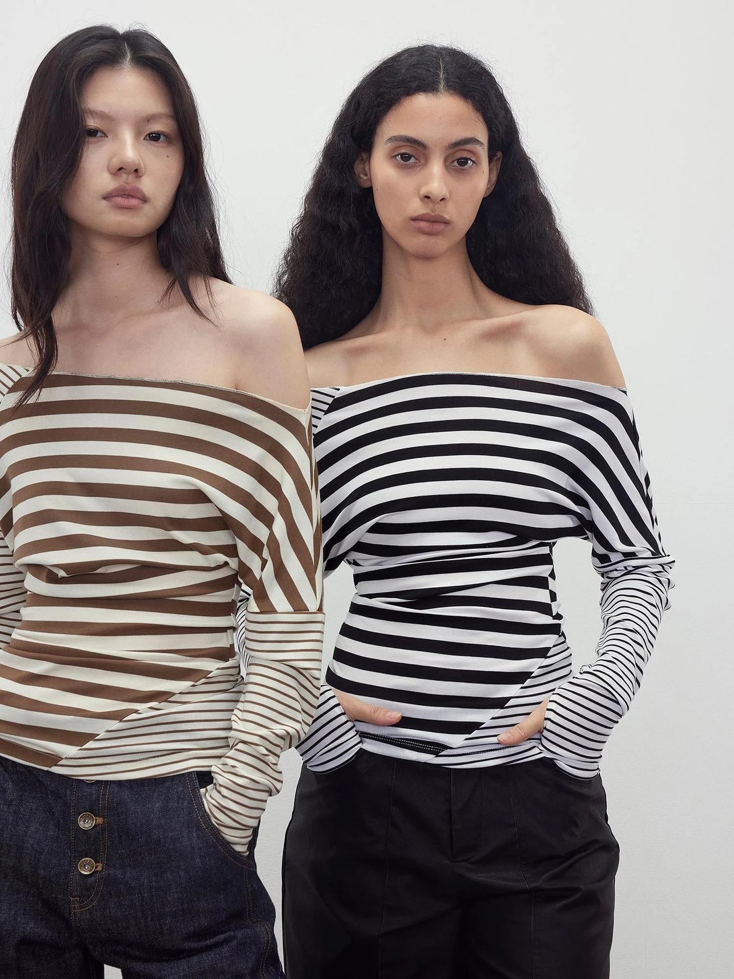 Asymmetric Stripe Contrast Slash Neck Fitted Top