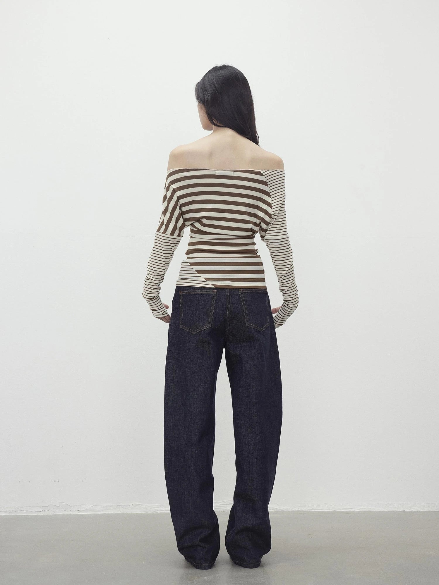 Asymmetric Stripe Contrast Slash Neck Fitted Top