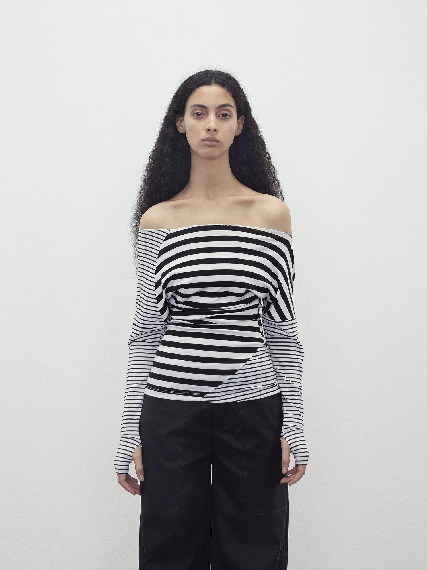 Asymmetric Stripe Contrast Slash Neck Fitted Top