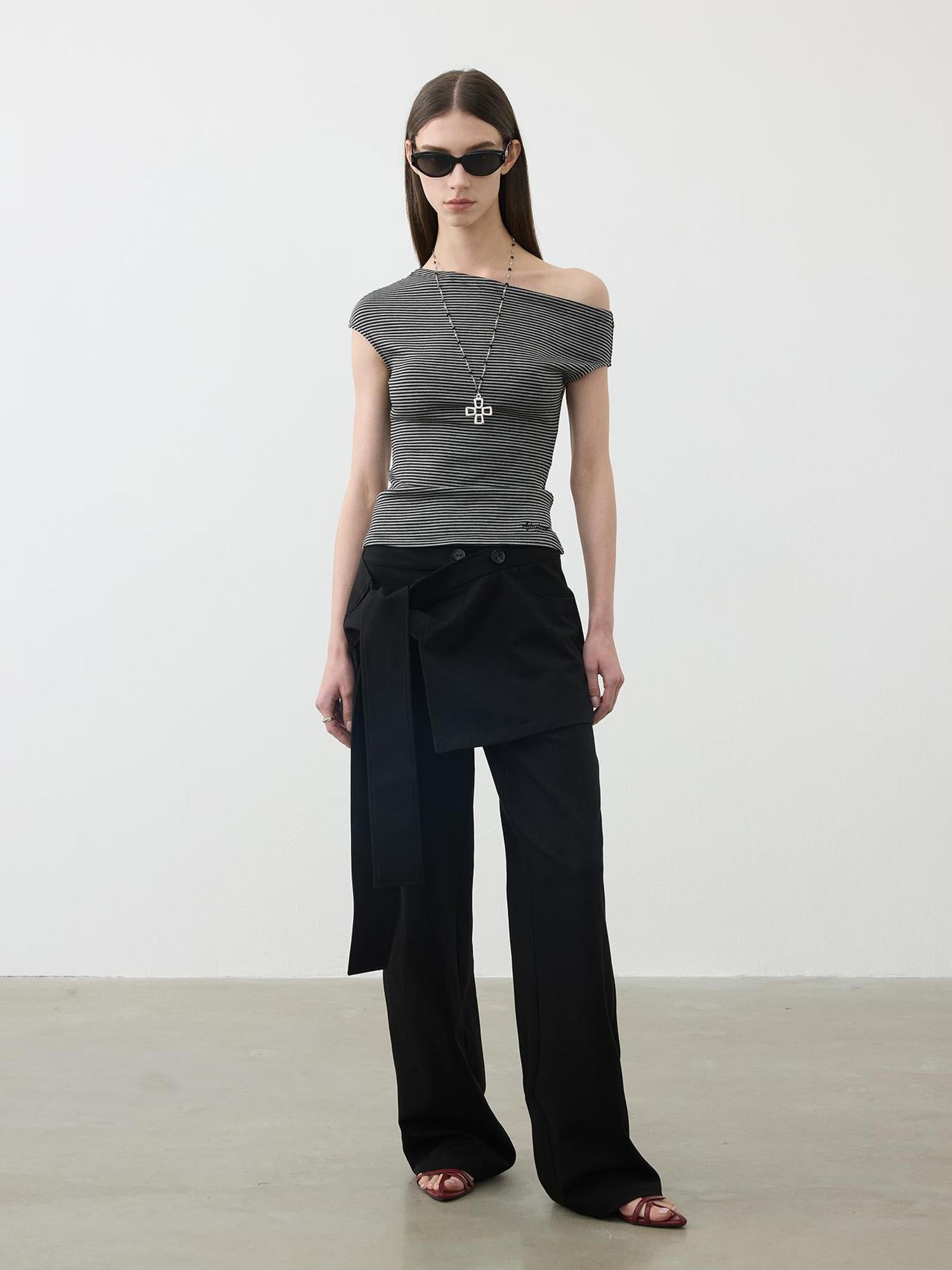 AFTADAWN Asymmetric Striped Slub Shoulder Top