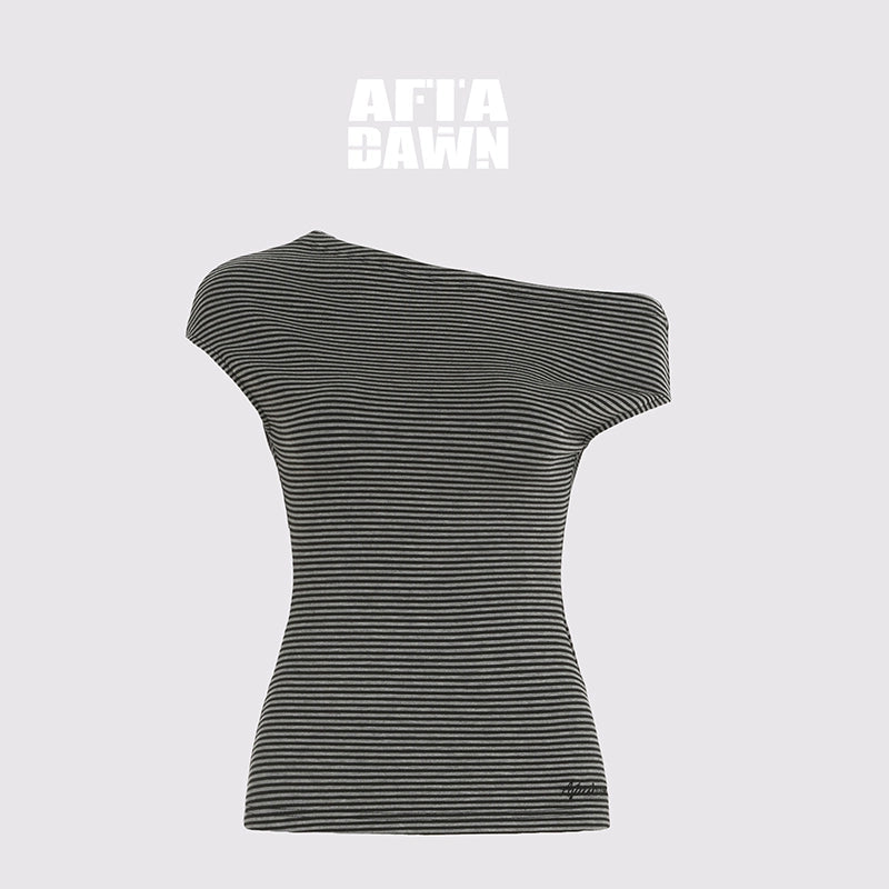 AFTADAWN_Asymmetric_Striped_Slub_Shoulder_Top_MISSTT