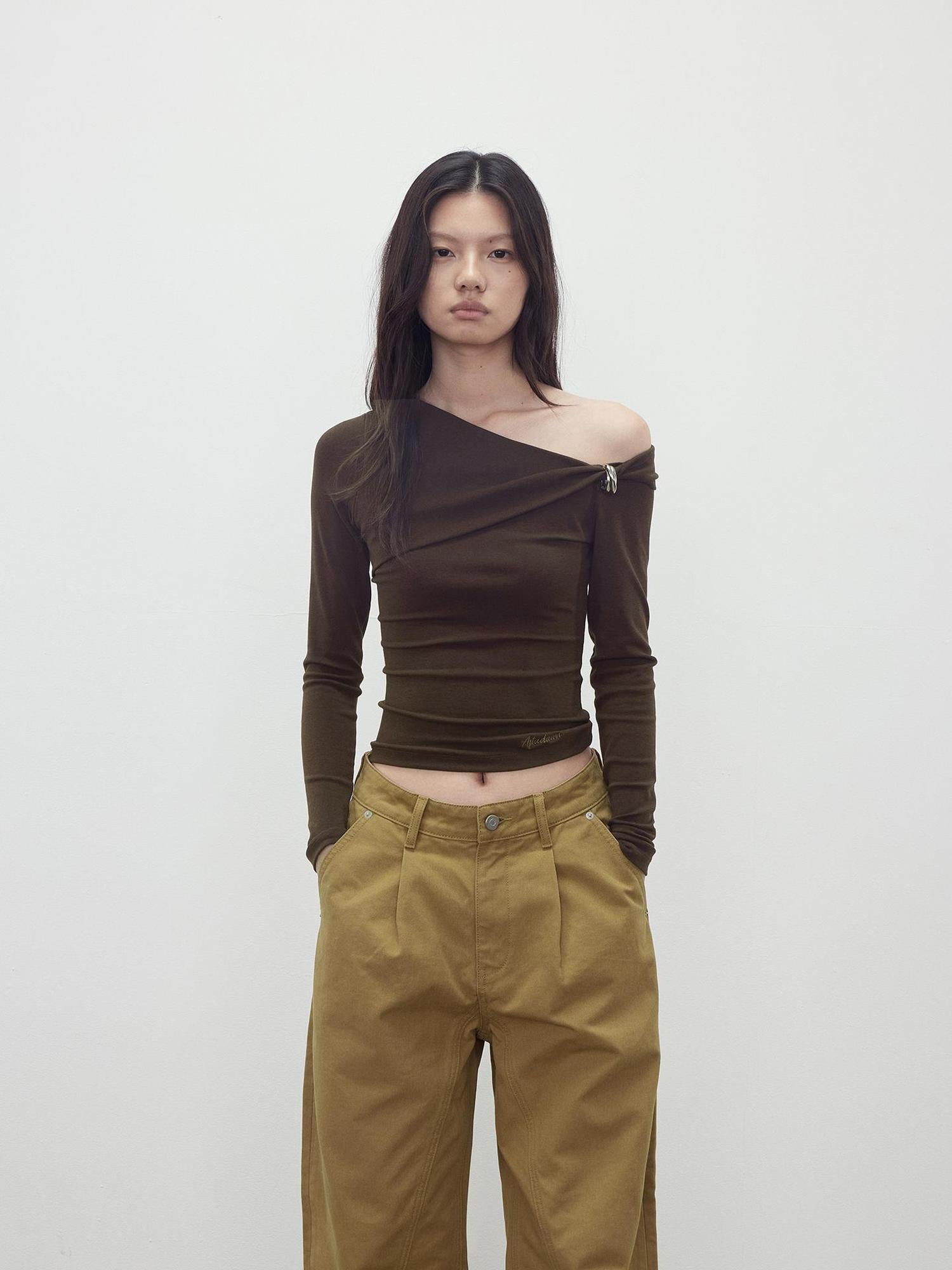 AFTADAWN Asymmetric Twist Shoulder Slim Fit Top