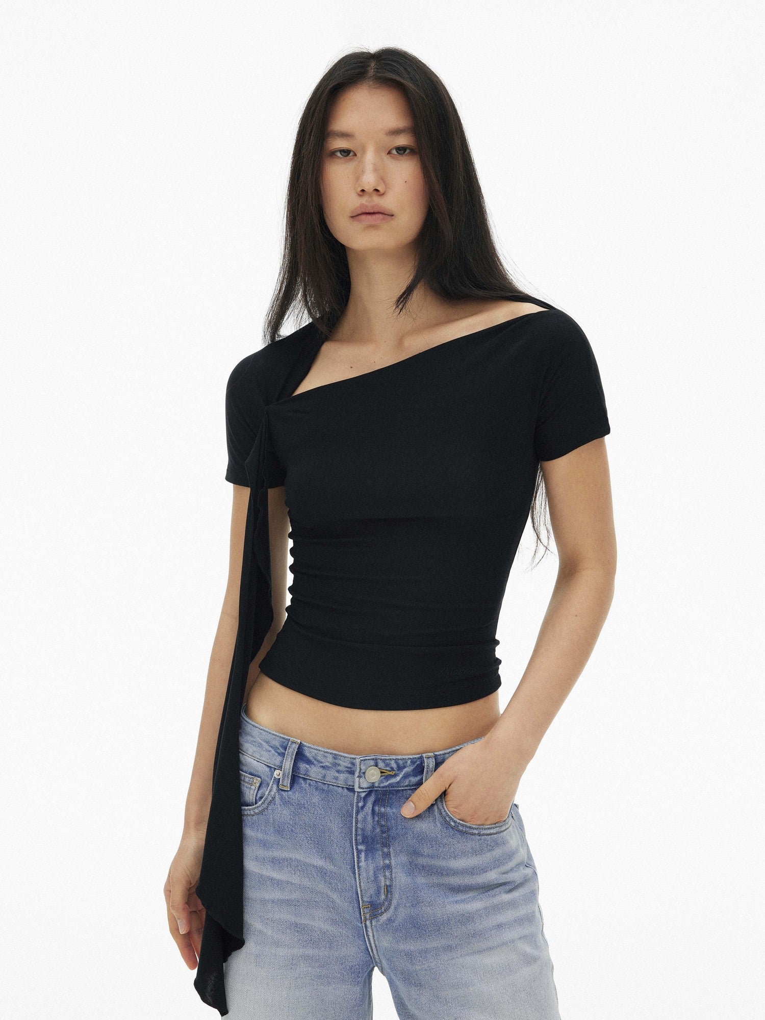 AFTADAWN Black Diagonal Neck Ruffle Tie Slim Women&