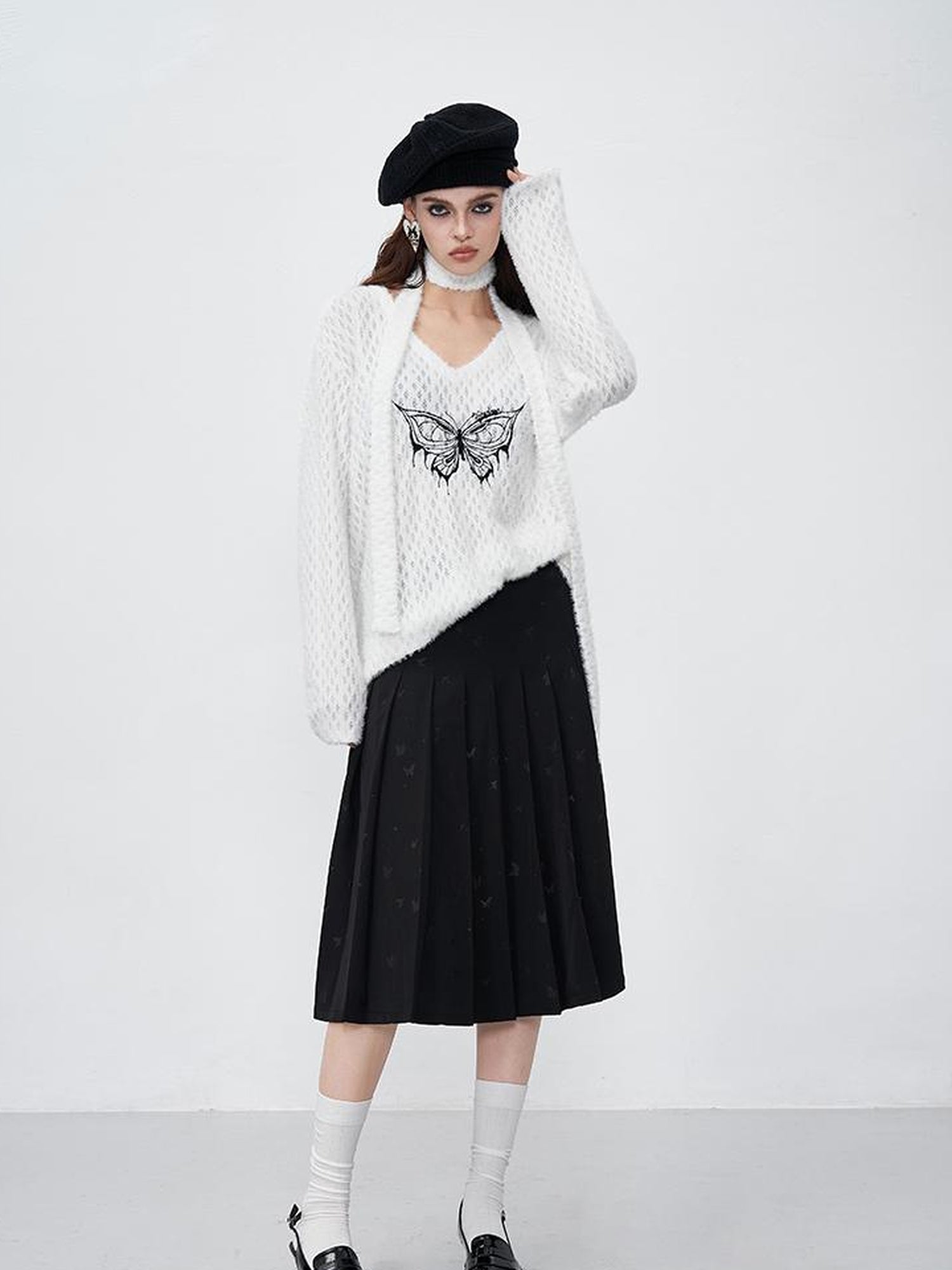 AFTADAWN Butterfly Embroidered V-Neck Sweater