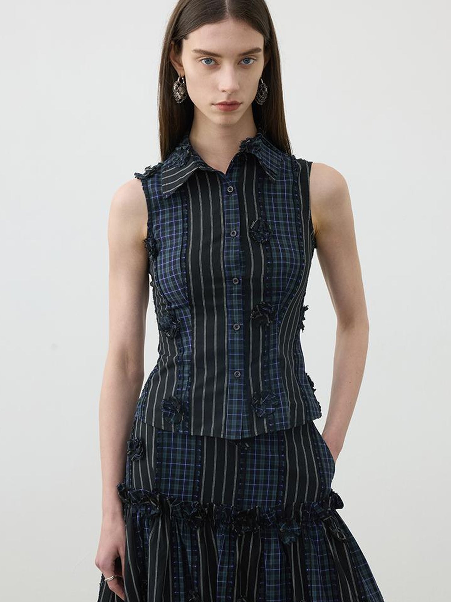 AFTADAWN Color Block Gingham Floral Applique Polo Shirt