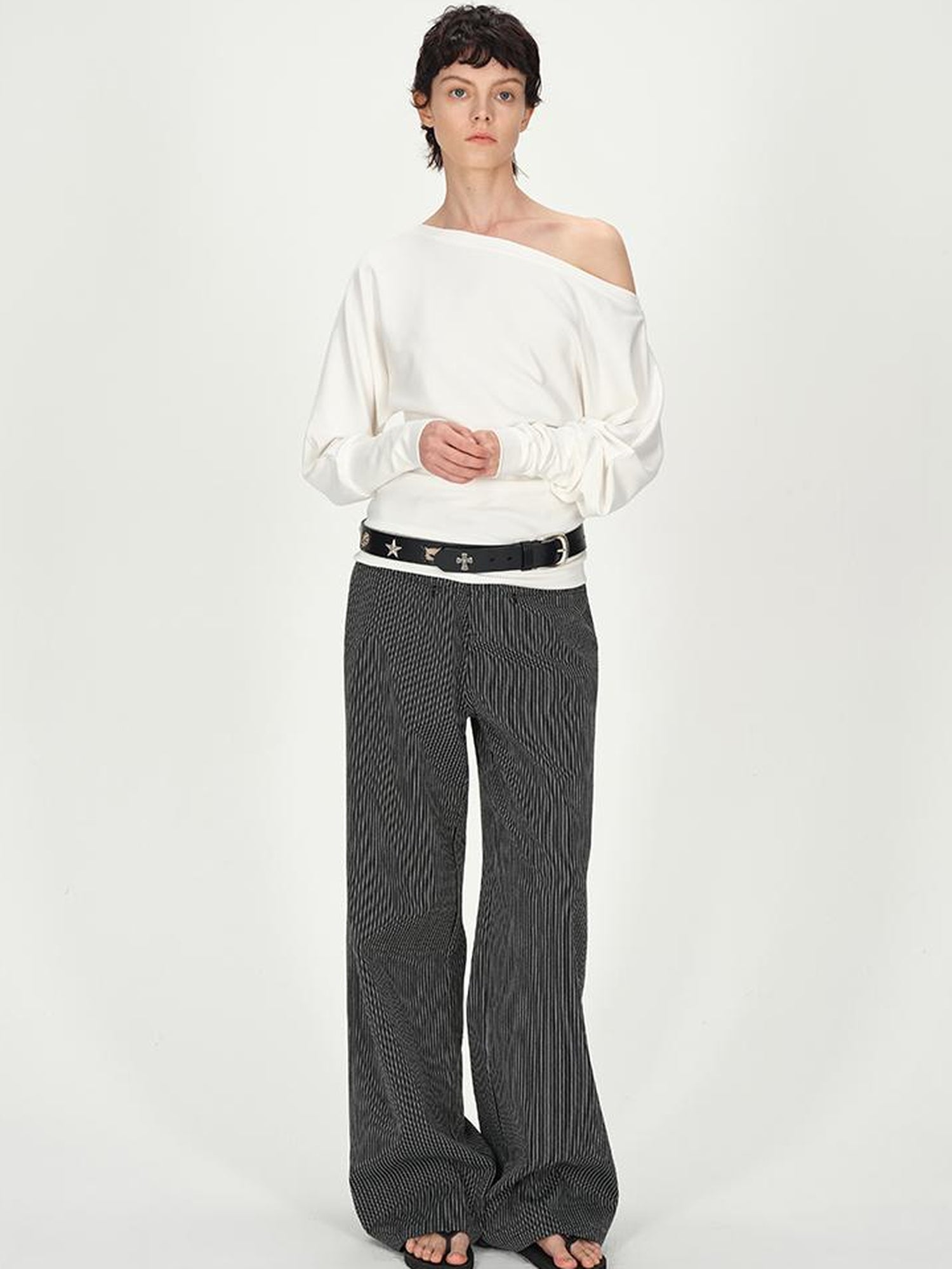 AFTADAWN Combed Siro Yarn Off Shoulder Long Sleeve T-Shirt Layered Fit Top