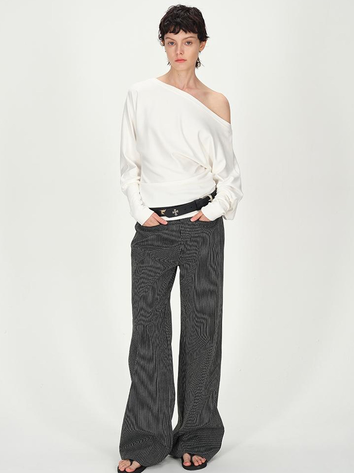 AFTADAWN Combed Siro Yarn Off Shoulder Long Sleeve T-Shirt Layered Fit Top