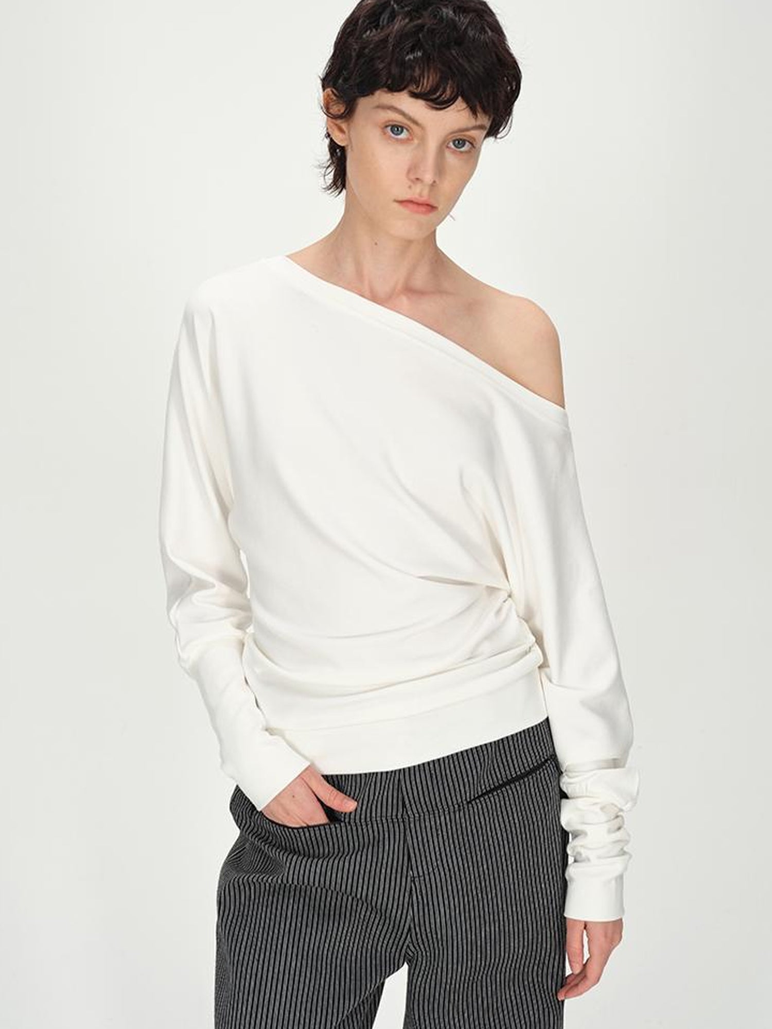 AFTADAWN Combed Siro Yarn Off Shoulder Long Sleeve T-Shirt Layered Fit Top