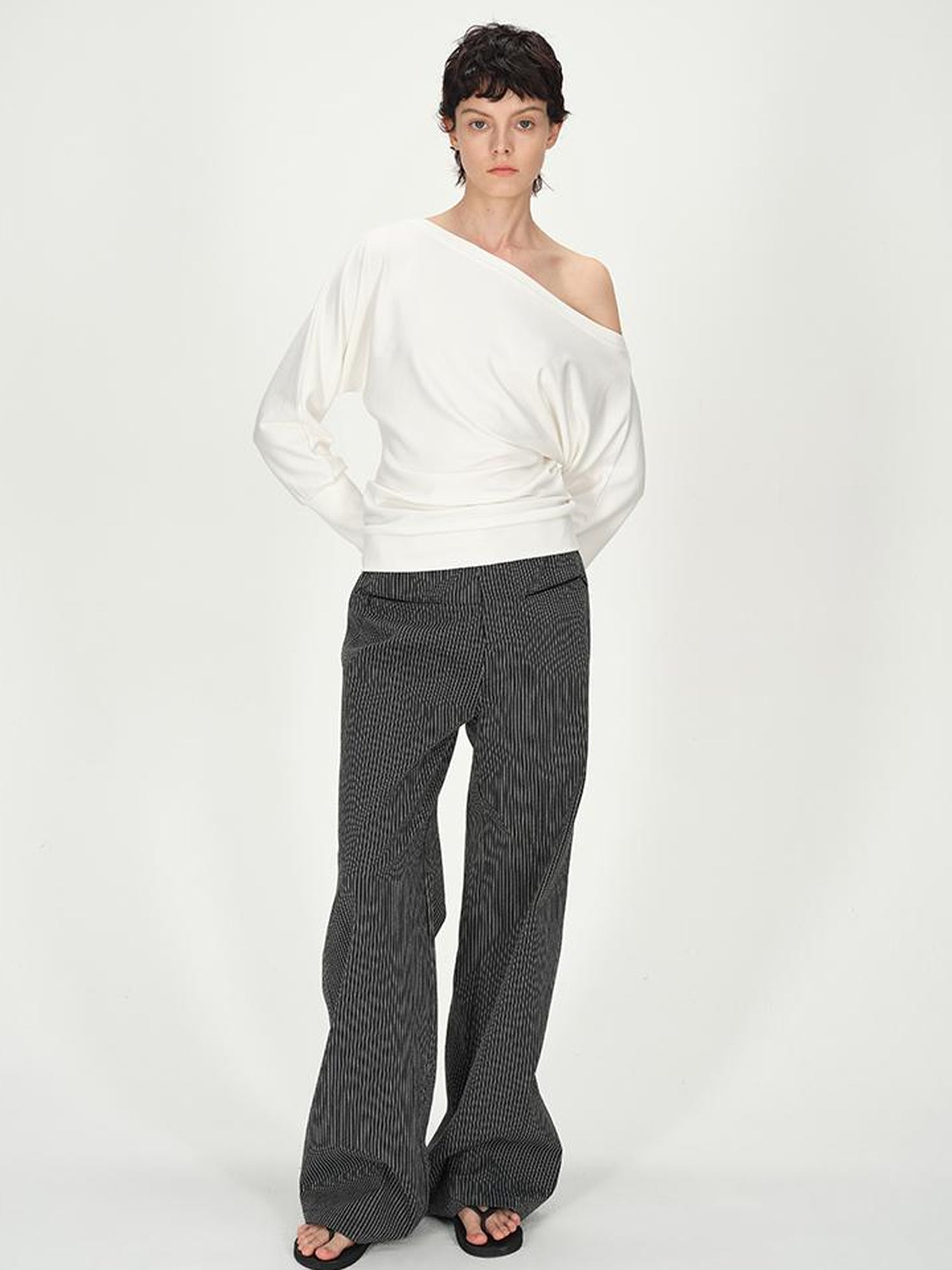 AFTADAWN Combed Siro Yarn Off Shoulder Long Sleeve T-Shirt Layered Fit Top