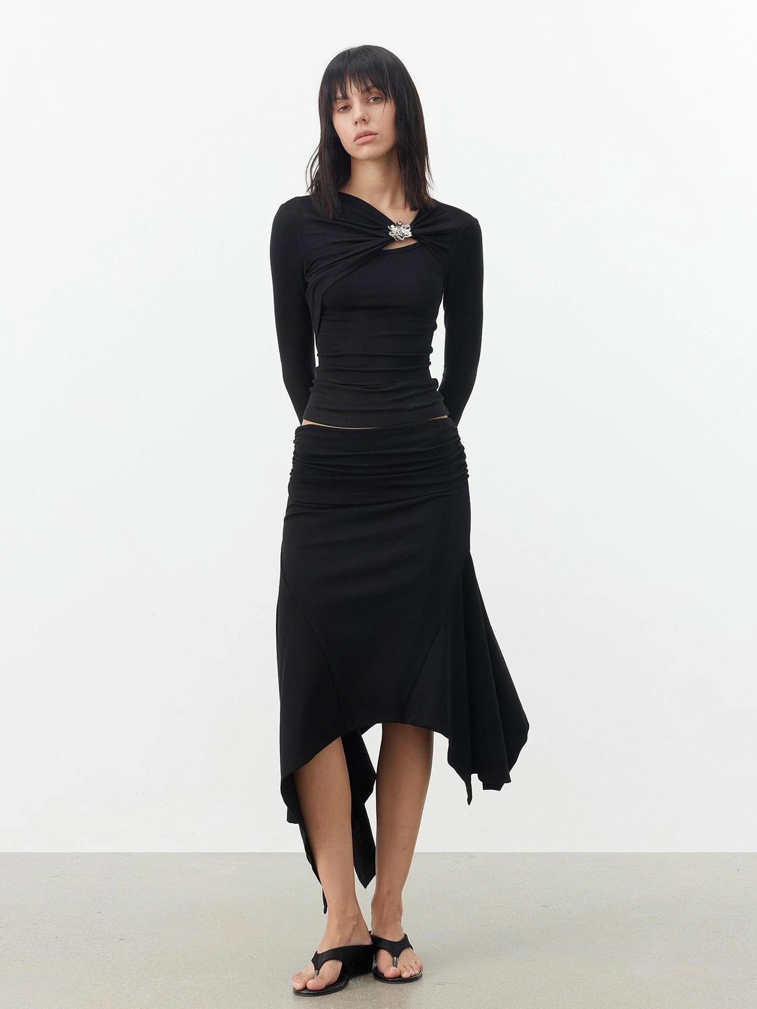 AFTADAWN Deconstructed Merino Wool Top With Pleats Metallic Floral Clasp T-shirt