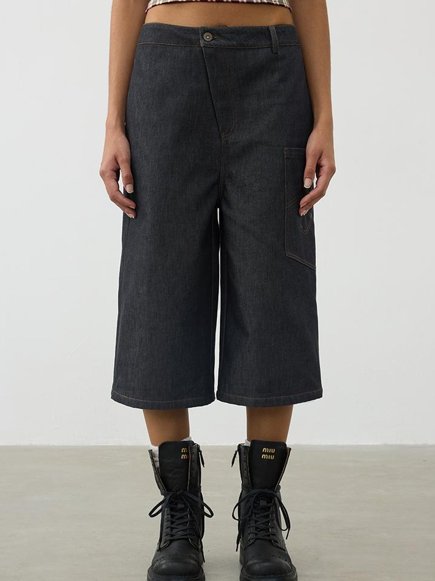 AFTADAWN Deconstructed Slant Placket Raw Wide Leg Cropped Jeans